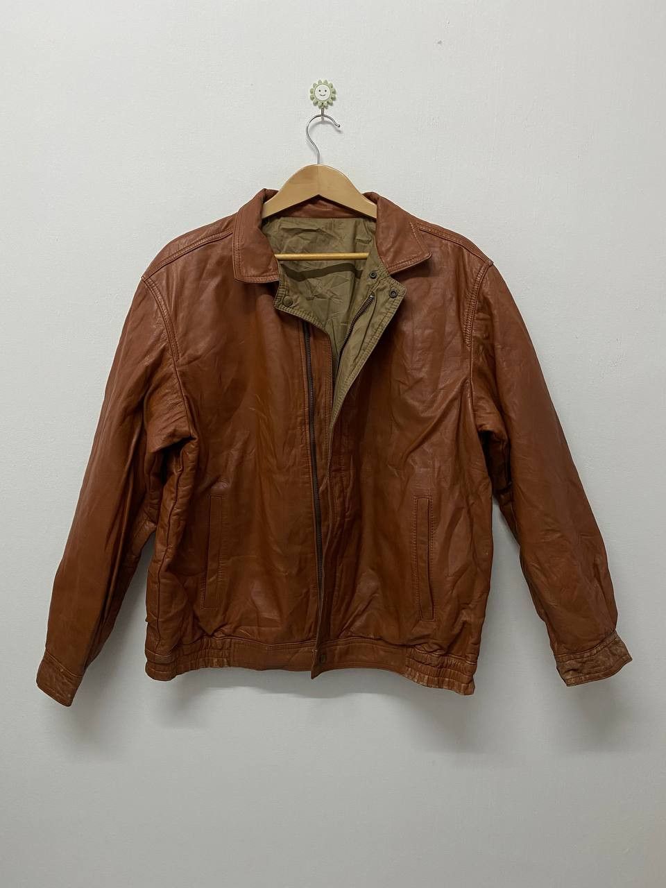 Japanese Brand vintage japanese brands cow leather jacket nice design Size US L / EU 52-54 / 3 - 1 Thumbnail