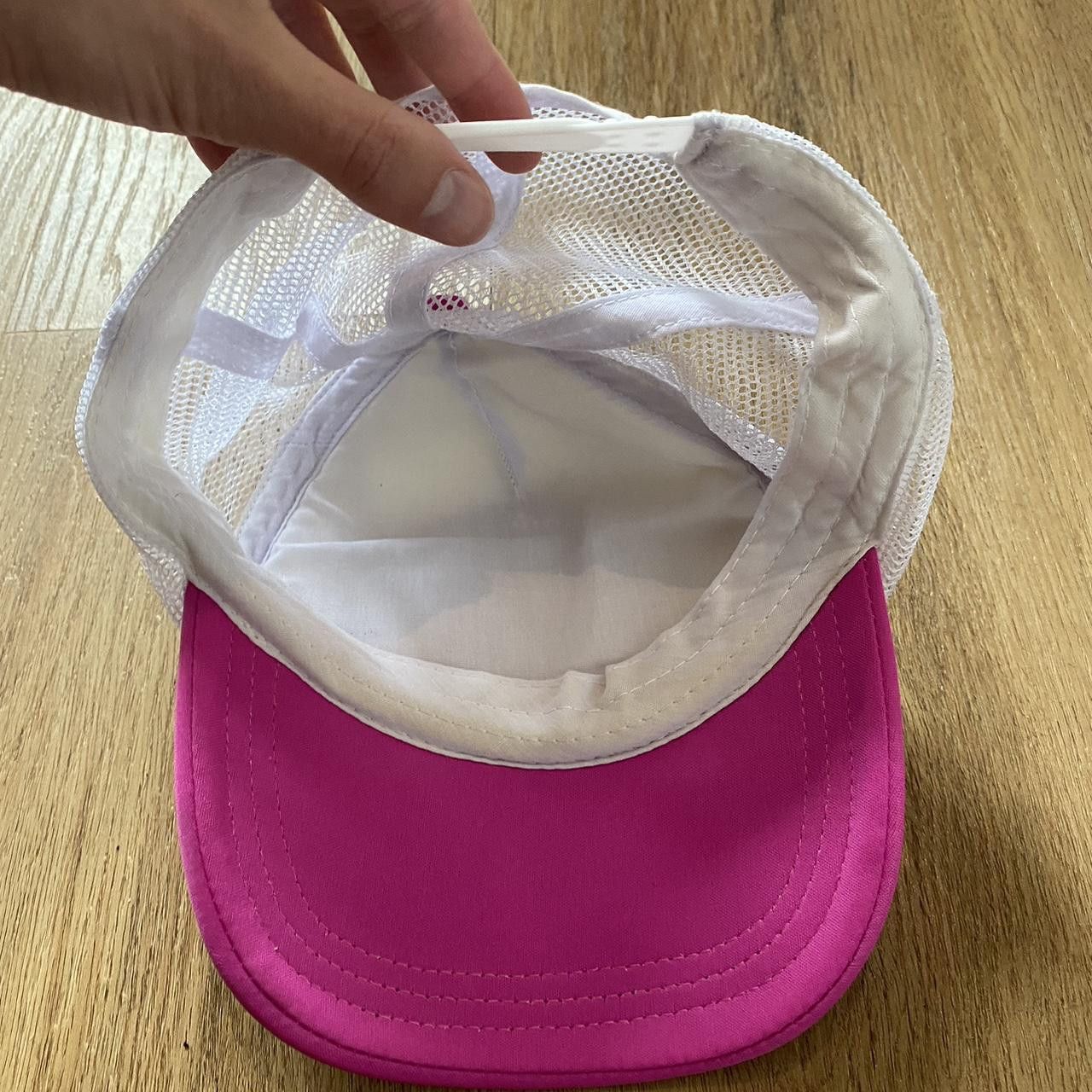 Other Pink and white Rip Curl wet suits trucker hat vintage Size ONE SIZE - 5 Thumbnail