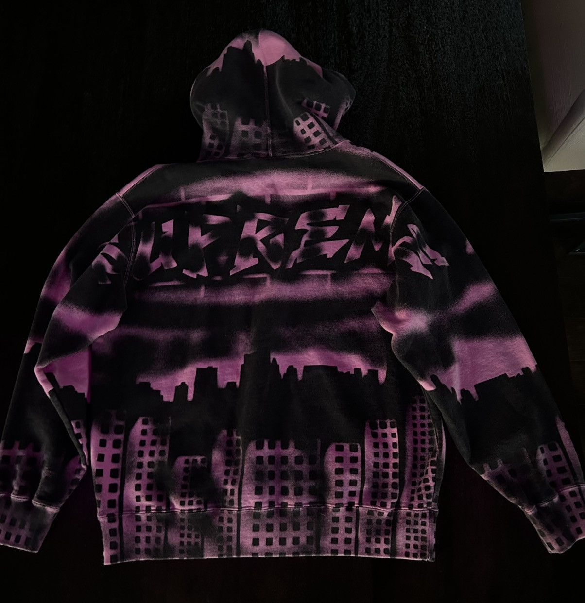 MLB × Supreme Supreme x Yankees collab in pink Size US M / EU 48-50 / 2 - 2 Thumbnail