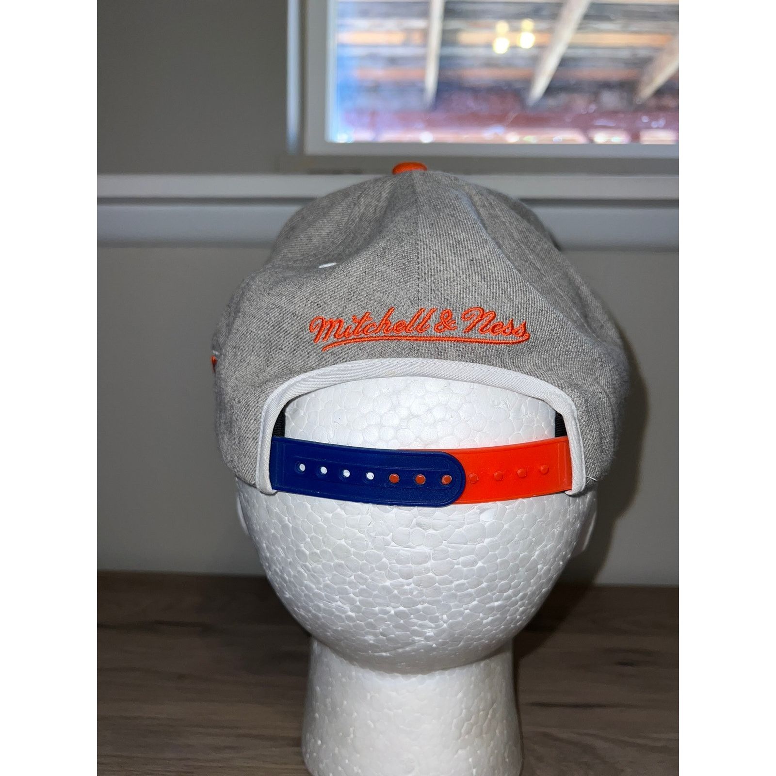 NBA NBA Cleveland Cavaliers Cavs Basketball Hat Headwear 2000s Size ONE SIZE - 4 Thumbnail