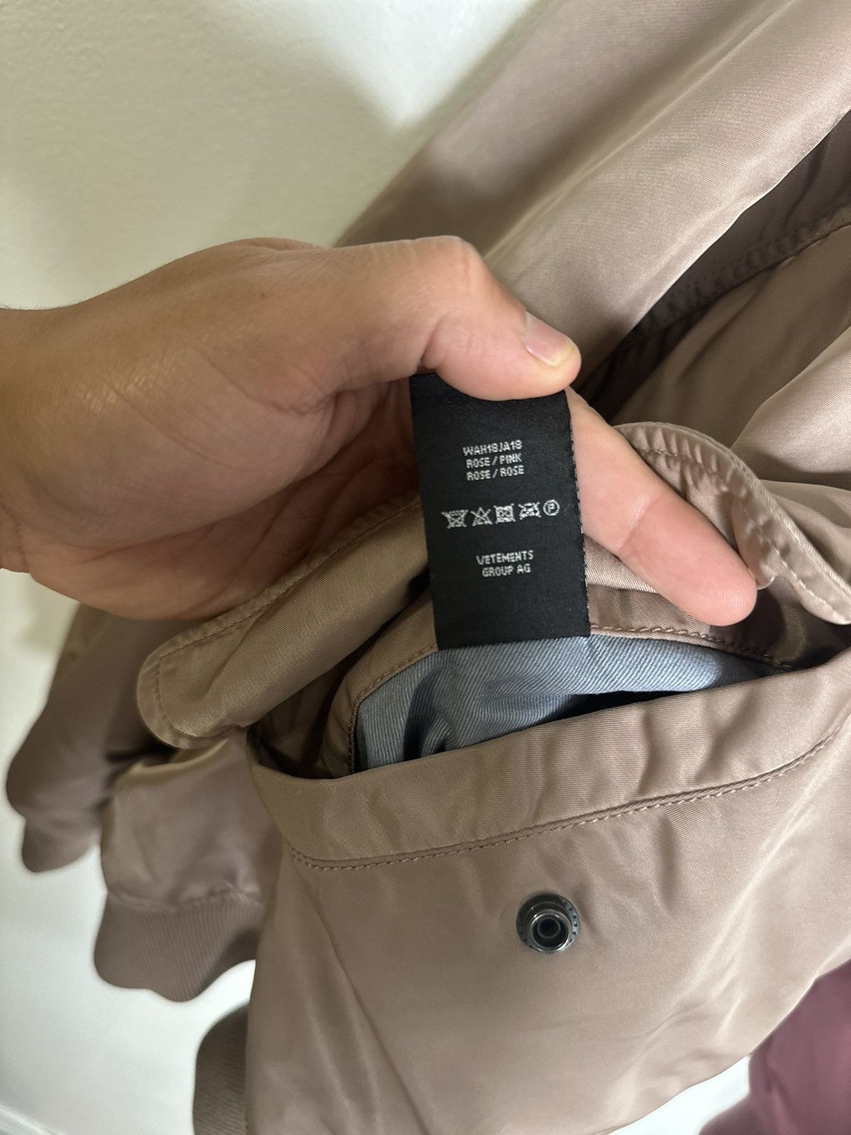 Vetements F/W18 Alpha Industry Collab Bomber *RARE* Size US S / EU 44-46 / 1 - 9 Thumbnail