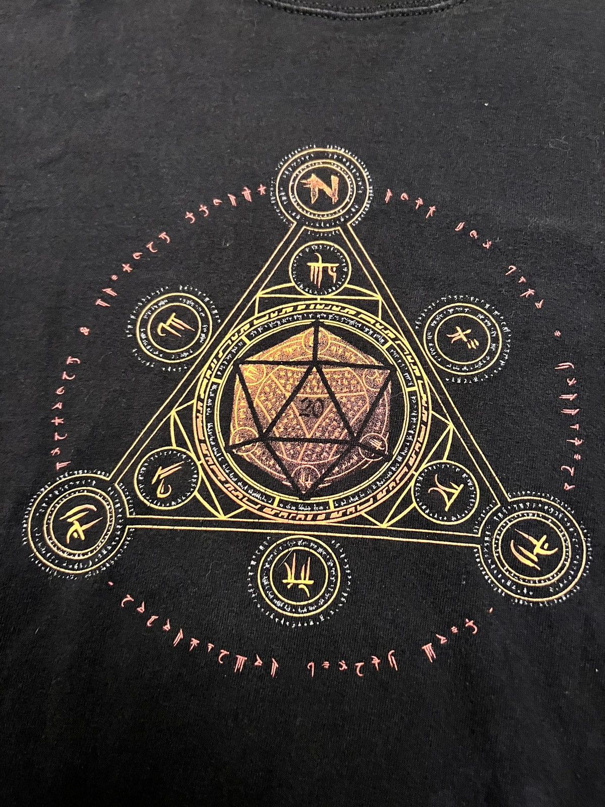 Vintage × basketcase gallery Vintage Dungeons & Dragons Neverwinter Staff Team Size US M / EU 48-50 / 2 - 2 Thumbnail