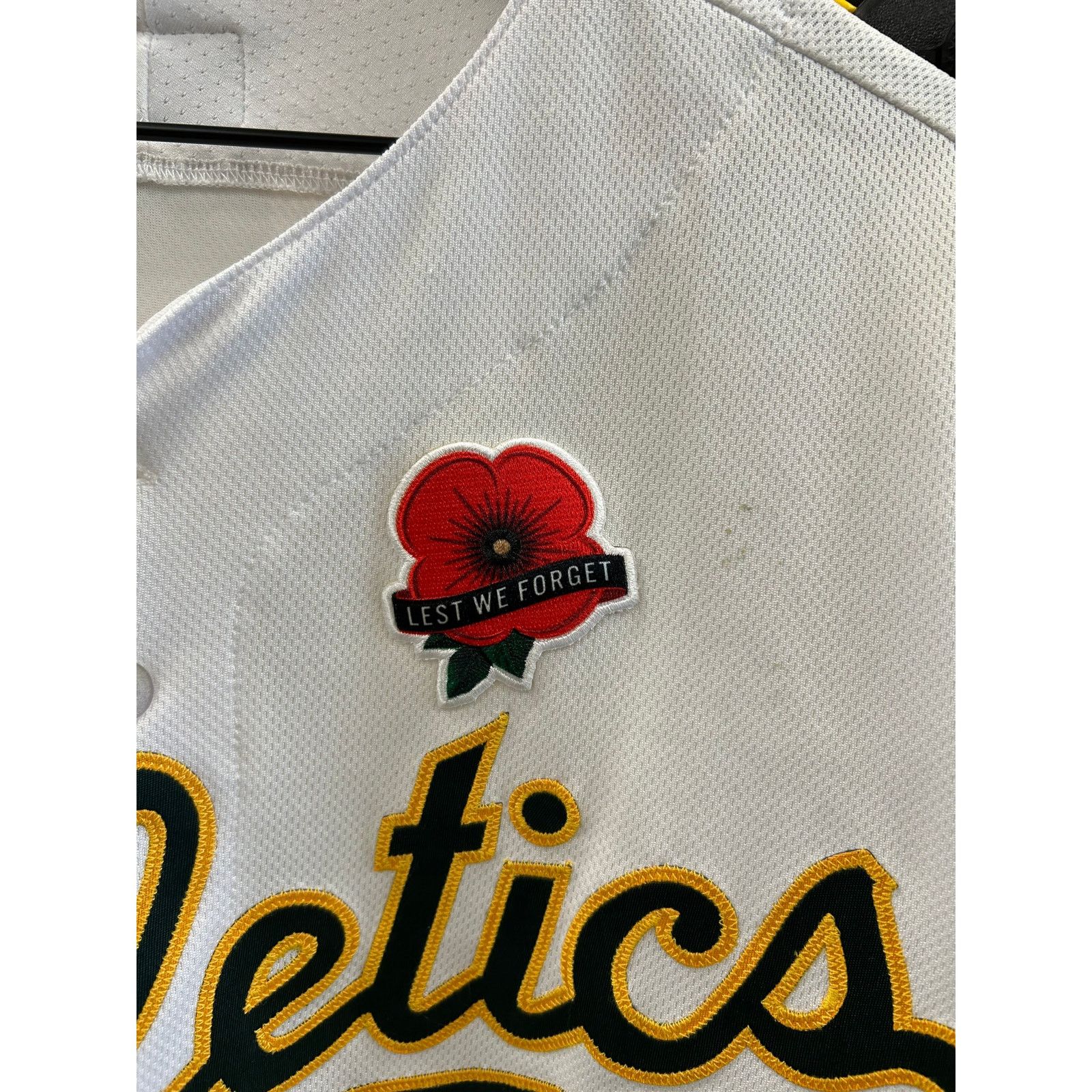 Majestic Majestic Oakland Athletics Authentic On-Field Jersey 44 M Size US M / EU 48-50 / 2 - 5 Thumbnail