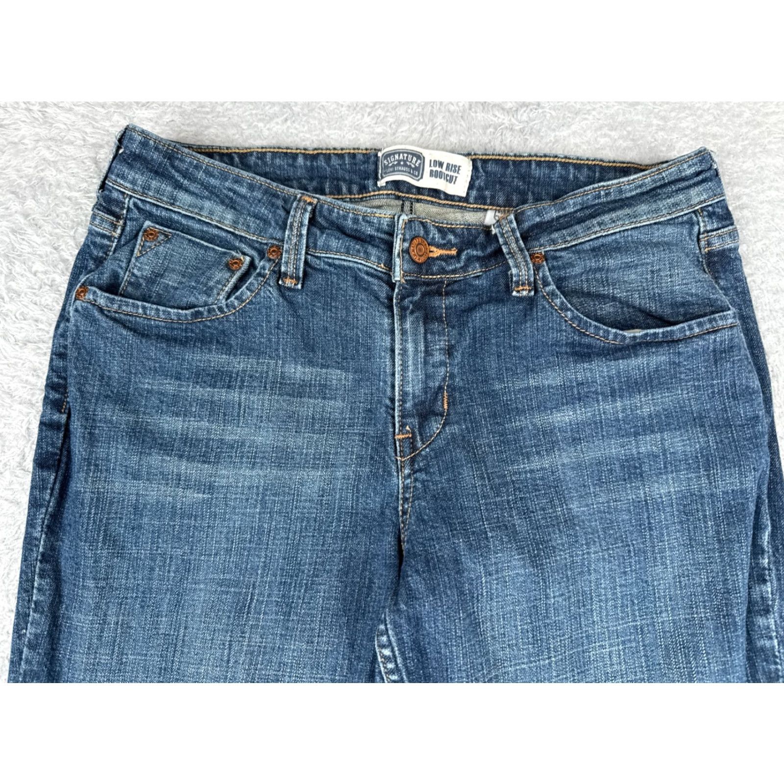Levi's Levis Jeans Women 10 S Blue Denim Low Rise Bootcut Cotton Medium Wash 30x28 Size 32" / US 10 / IT 46 - 4 Thumbnail
