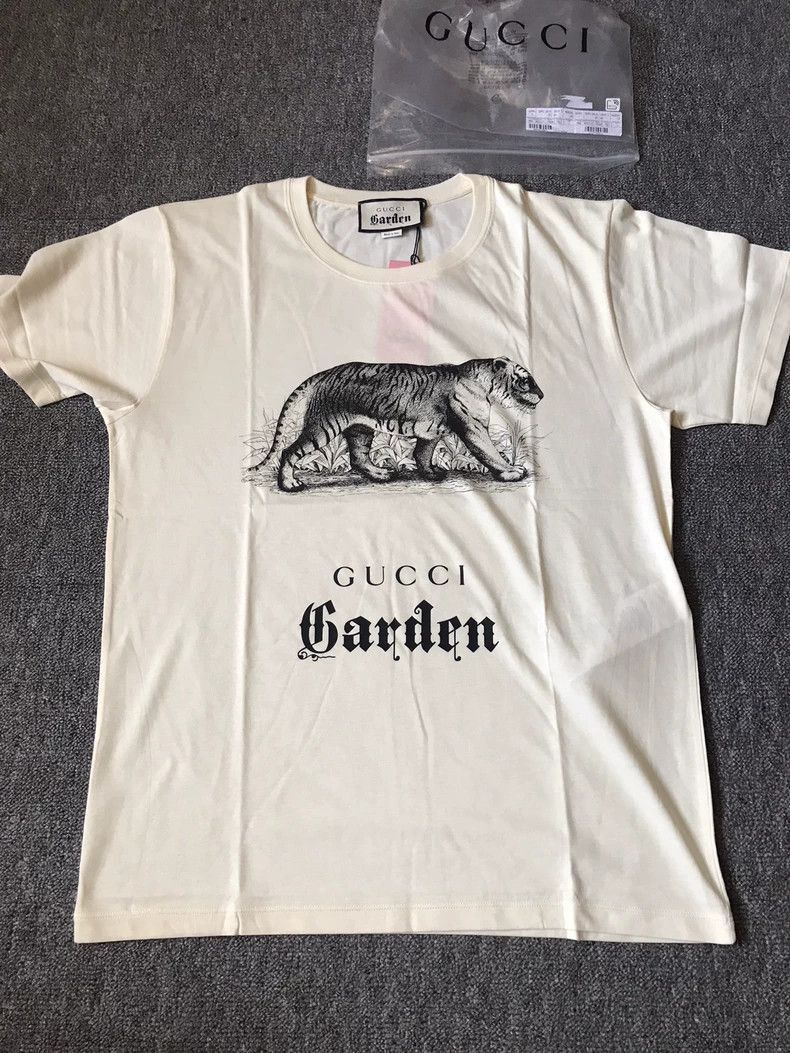 Gucci Gucci Garden Short Sleeve TShirt-2506 Size US L / EU 52-54 / 3 - 8 Thumbnail
