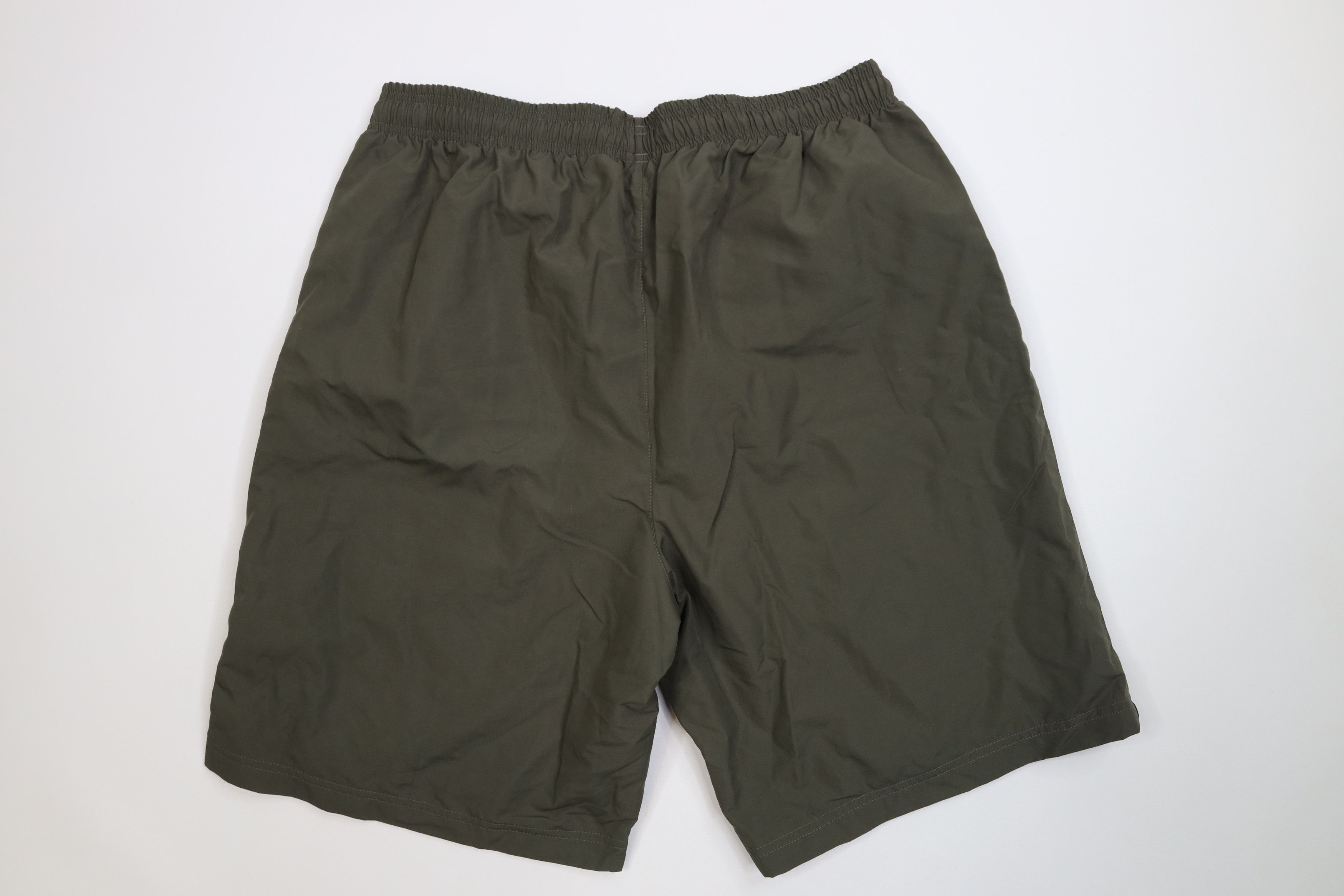Adidas Deadstock Vintage Y2K 2002 Adidas Lined Windbreaker Shorts Size US 34 / EU 50 - 12 Thumbnail