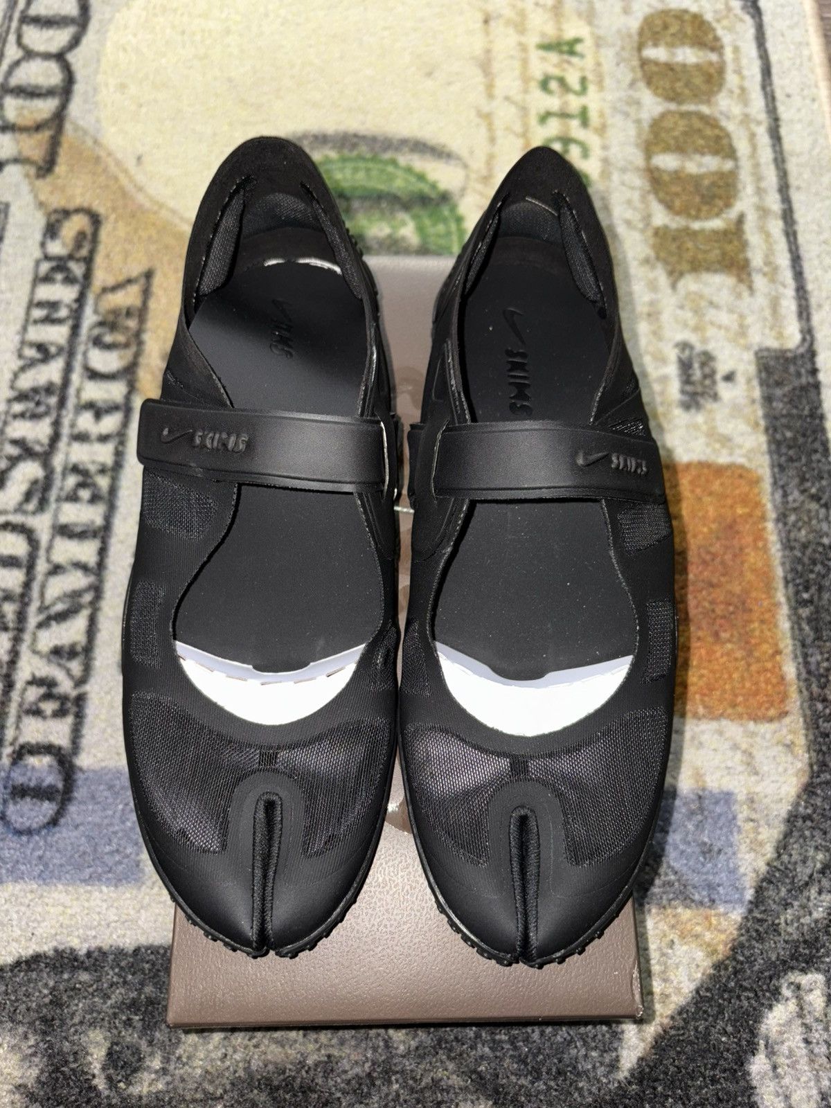 SKIMS Nike Rift Mesh SKIMS Black Size US 8.5 / IT 38.5 - 2 Thumbnail