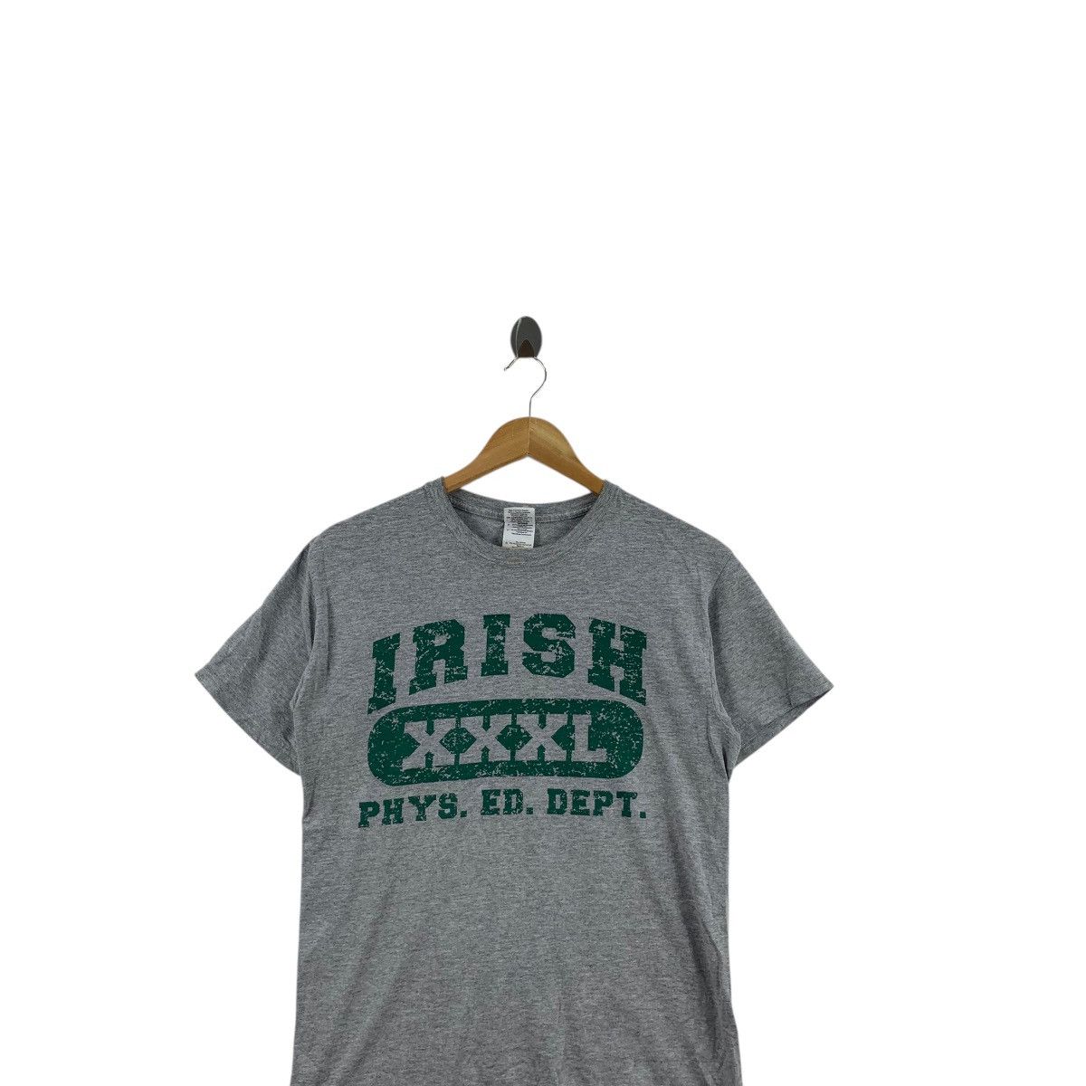 Vintage Vintage IRISH PHYS ED. DEPT University College Tee Shirt Top Size S / US 4 / IT 40 - 2 Thumbnail