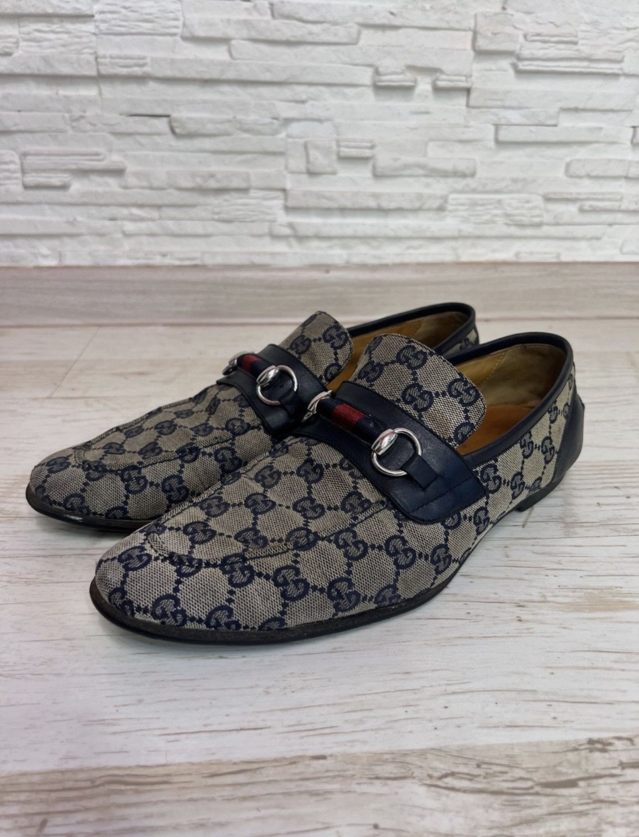 Gucci Gucci canvas GG monogram horsebit jordaan loafers slip on 41 Size US 8 / EU 41 - 1 Thumbnail