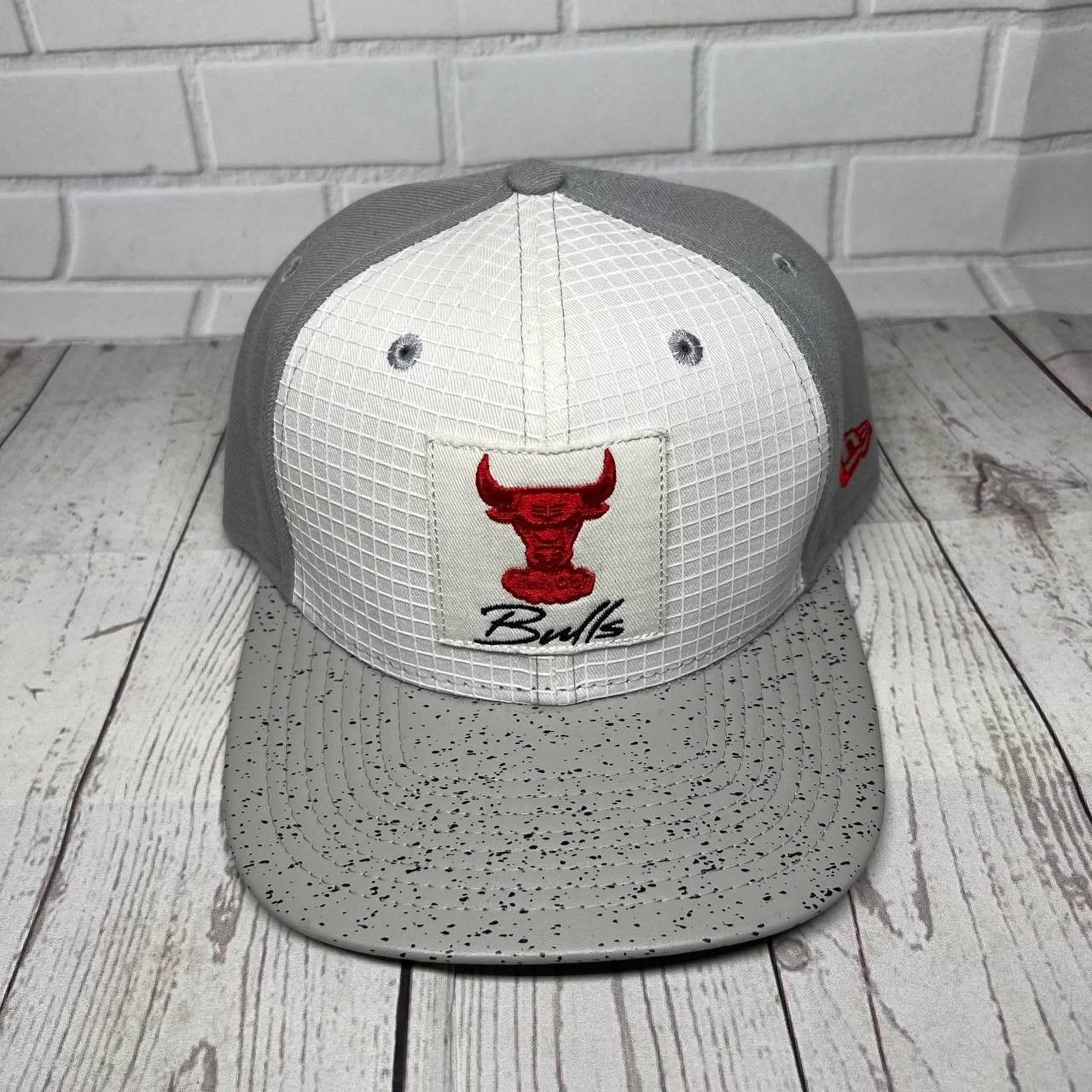 Gorra Plana Negra Snapback Con Logo Negro 9FIFTY De Chicago Bulls NBA De New Era