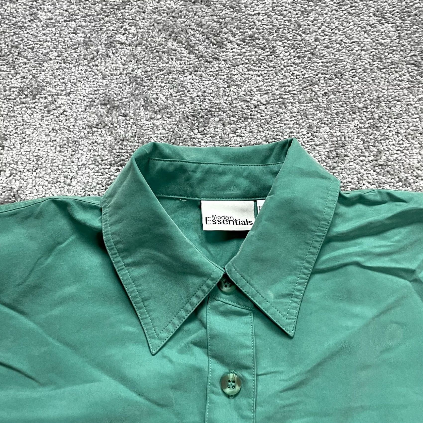 Essentials Modern Essentials Button Blouse Shirt Womens Medium Green Long Sleeve Polynosic Size M / US 6-8 / IT 42-44 - 2 Thumbnail