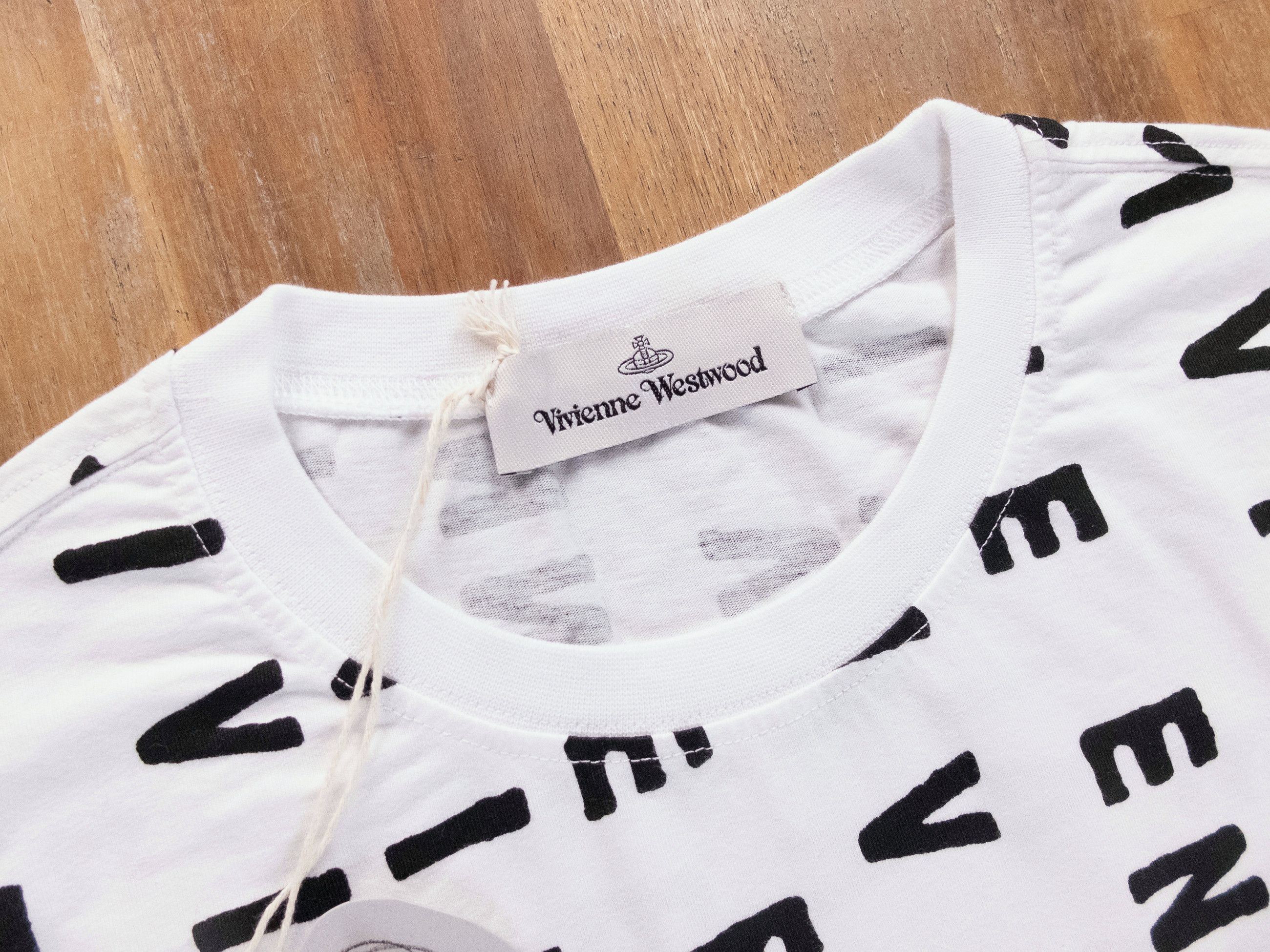 Vivienne Westwood VIVIENNE WESTWOOD white classic letter logo print t-shirt Size US M / EU 48-50 / 2 - 4 Thumbnail
