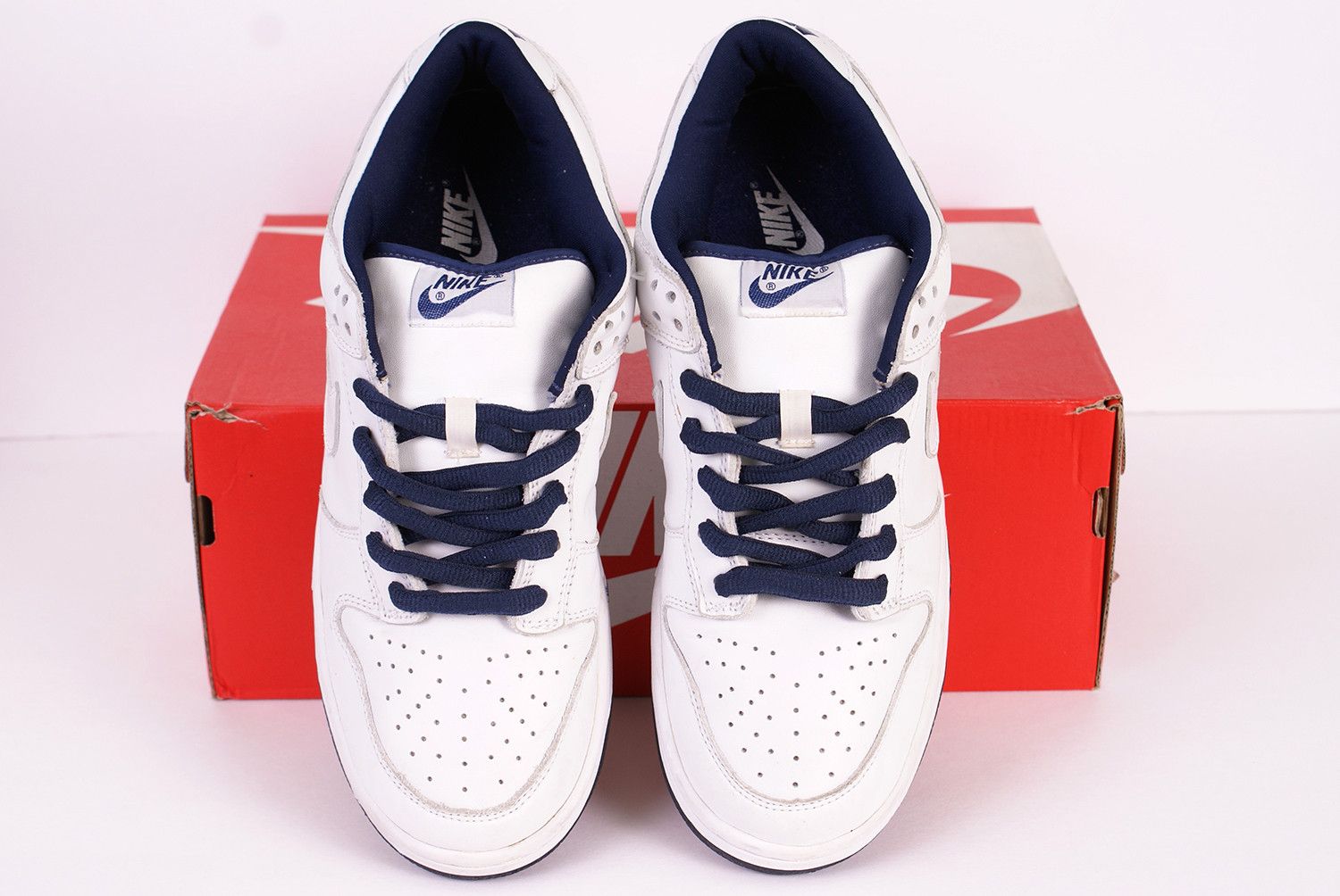 Nike 2001 Nike Dunk Low Pro B WHITE MIDNIGHT NAVY Blue 624044 111 Size US 9.5 / EU 42-43 - 3 Thumbnail