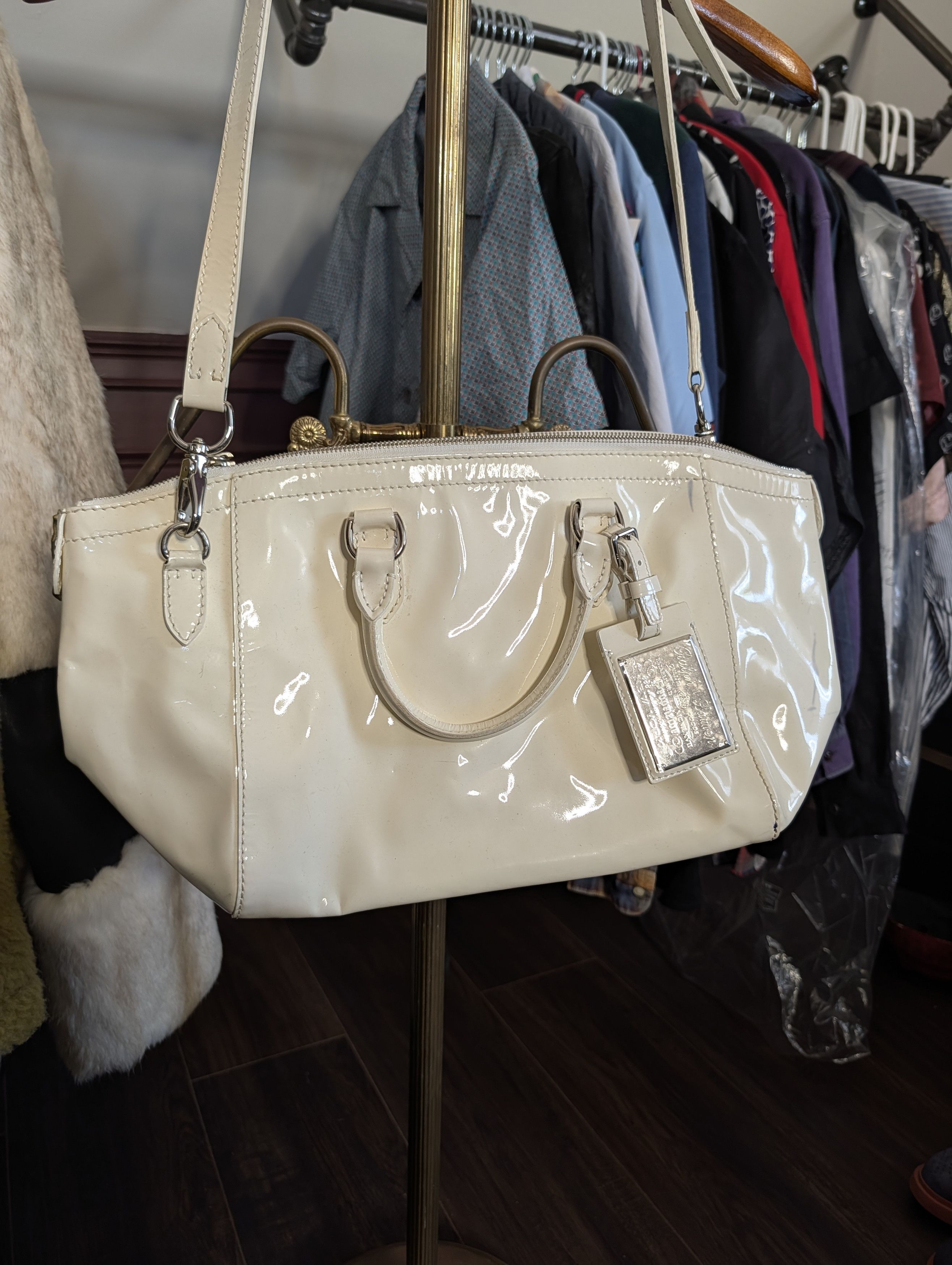 Ralph Lauren Mainline made in Italy logo plaque patent leather handbag Size ONE SIZE - 1 Thumbnail