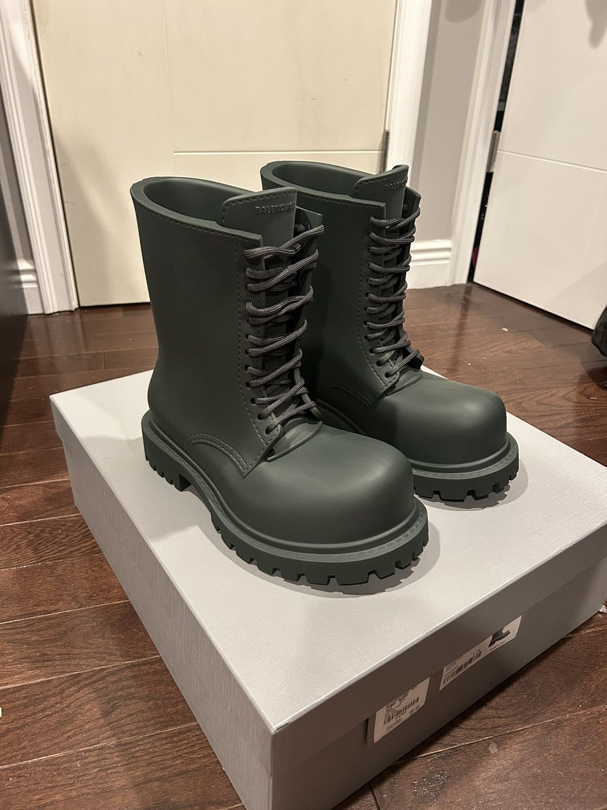 Balenciaga Balenciaga Steriod Boots Dark Khaki Size US 9 / EU 42 - 2 Thumbnail