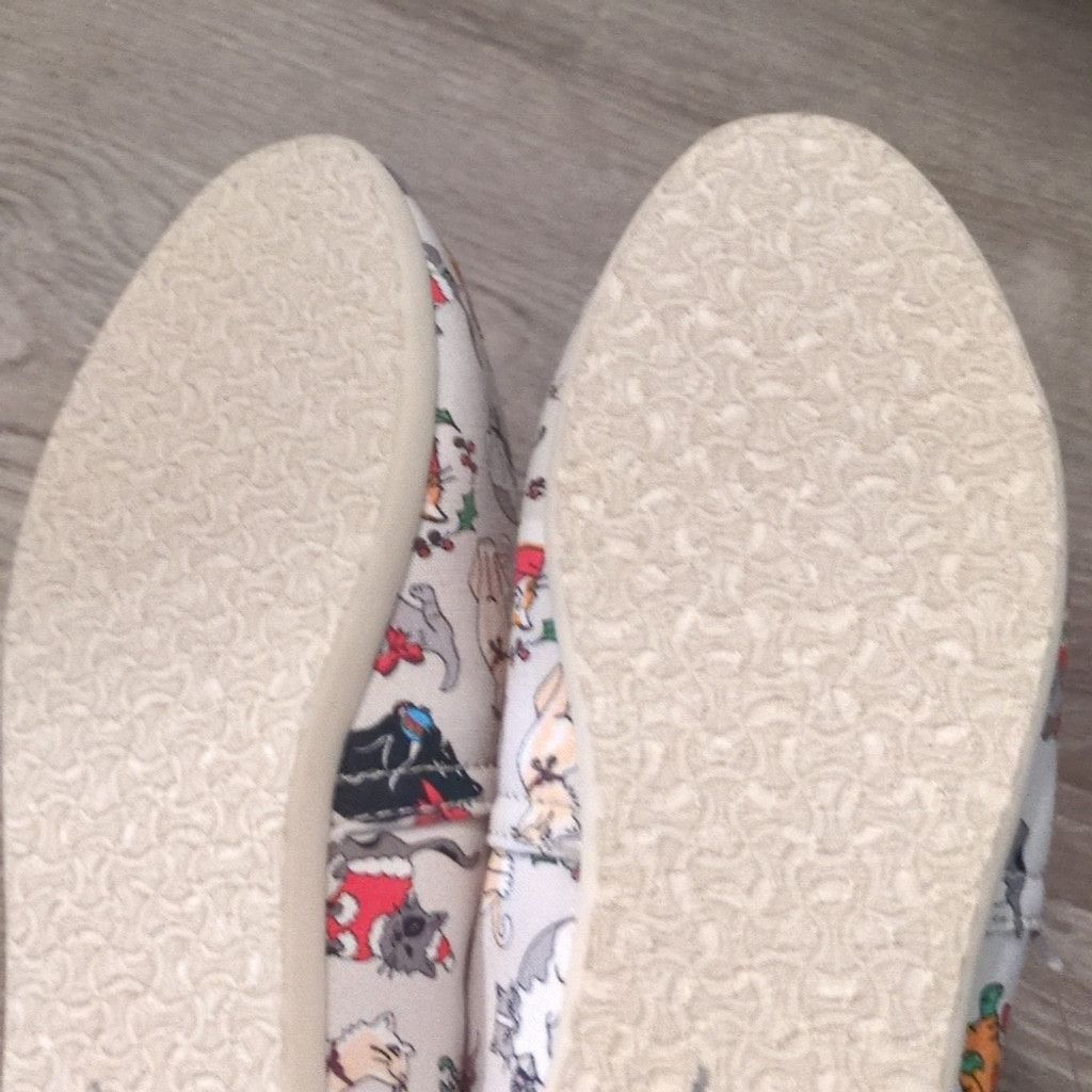 Toms Toms Belmont Light Grey Holiday Cats Slip On Shoes Size 8 Size US 8 / IT 38 - 8 Thumbnail
