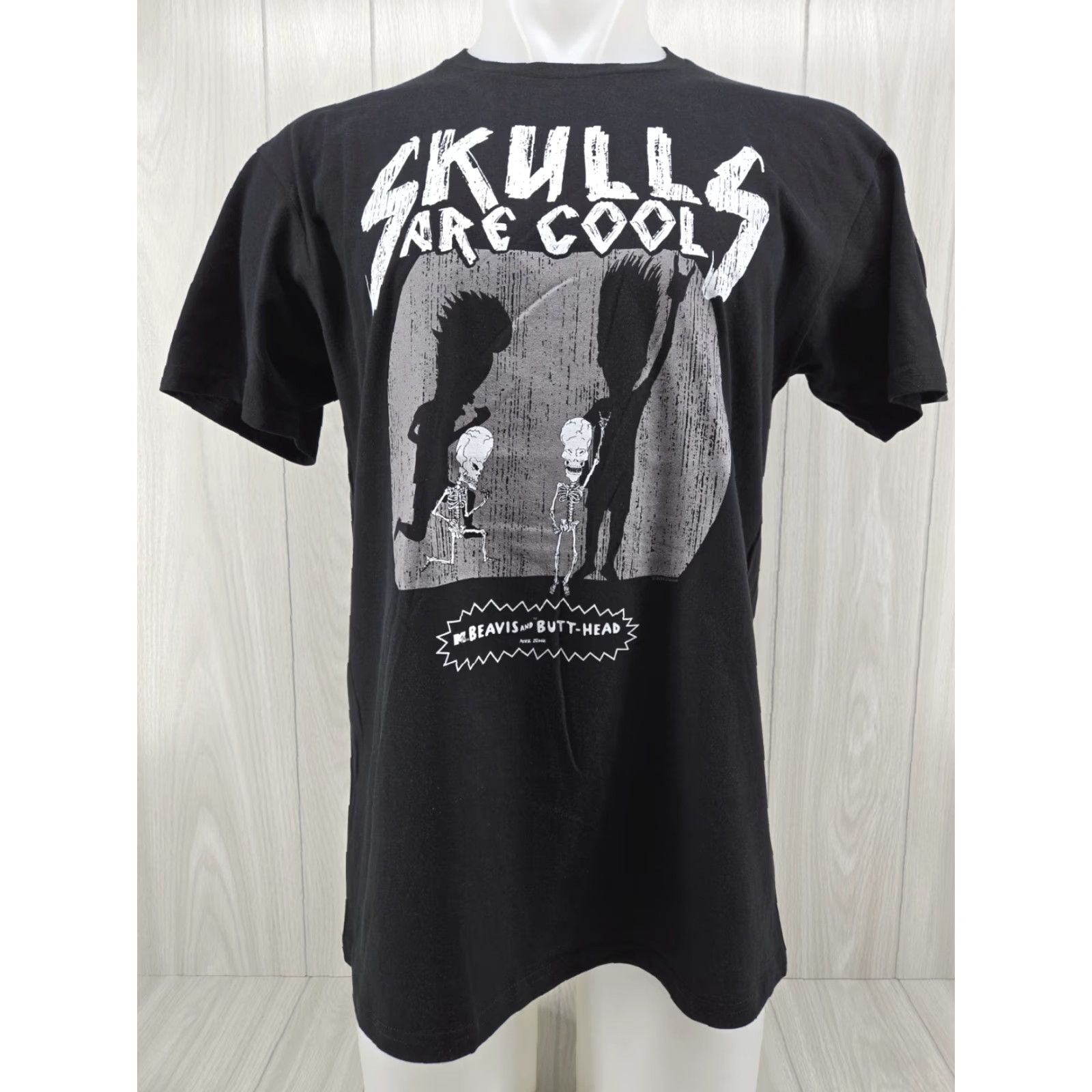 Vintage Beavis and Butthead Beavis and Butthead Skulls are Cool Black T-shirt Size Large T-Shirt Mens Graphic Tee Skull 90s Size US L / EU 52-54 / 3 - 2 Thumbnail