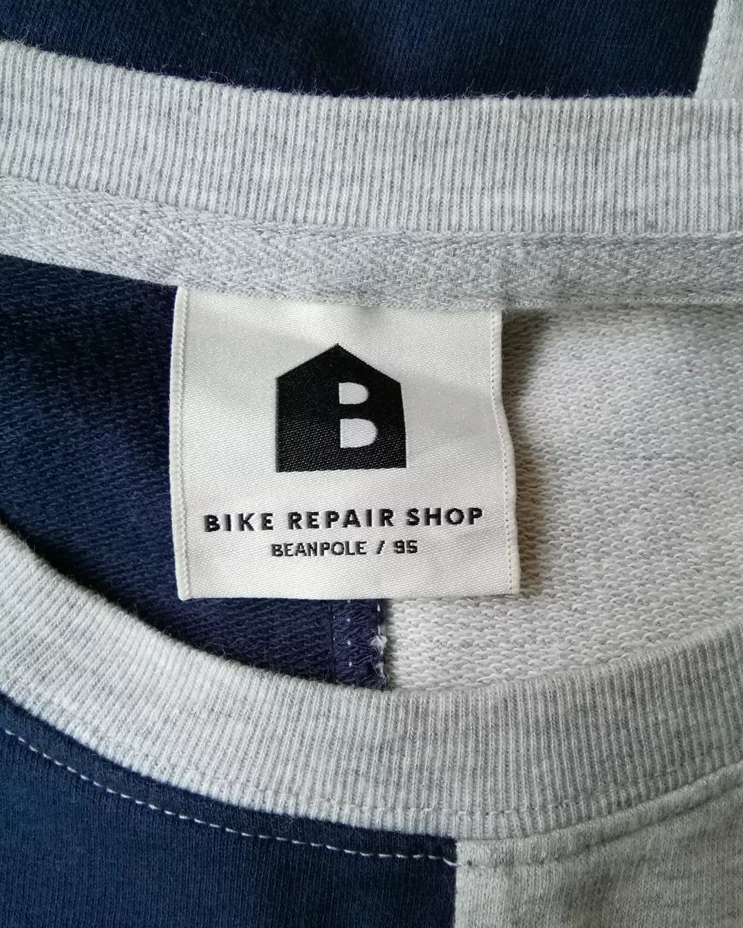 BEANPOLE × Japanese Brand Beanpole Bike Repair Shop Half Two-Tone Tees Size US M / EU 48-50 / 2 - 3 Thumbnail