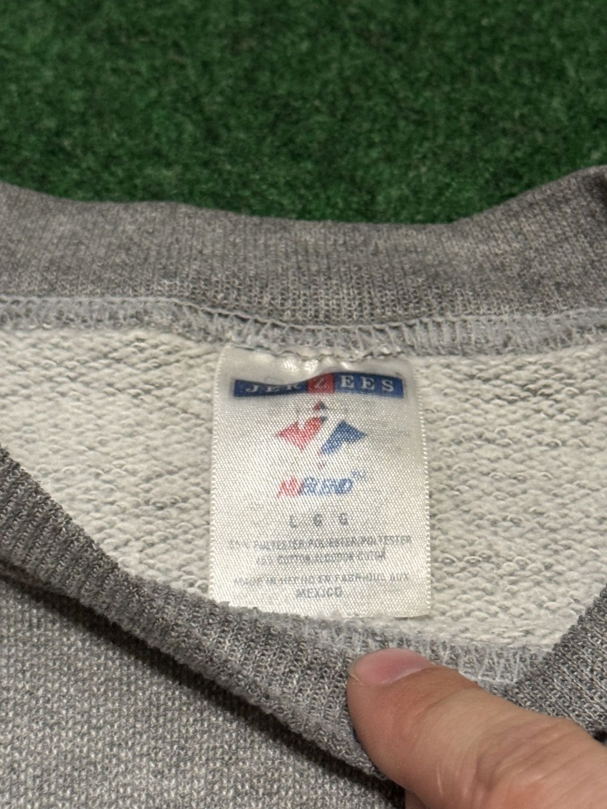 Vintage Dairy Queen Vintage Sweatshirt Soft Thin Large Crewneck Size L / US 10 / IT 46 - 3 Thumbnail