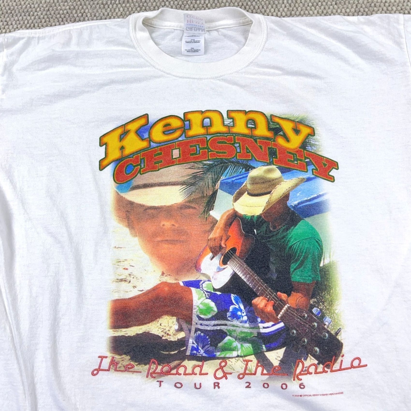 Gildan VINTAGE Kenny Chesney Shirt Men 2XL White Band Tee Country Music Y2K Road Radio Shirt Size US XXL / EU 58 / 5 - 3 Thumbnail