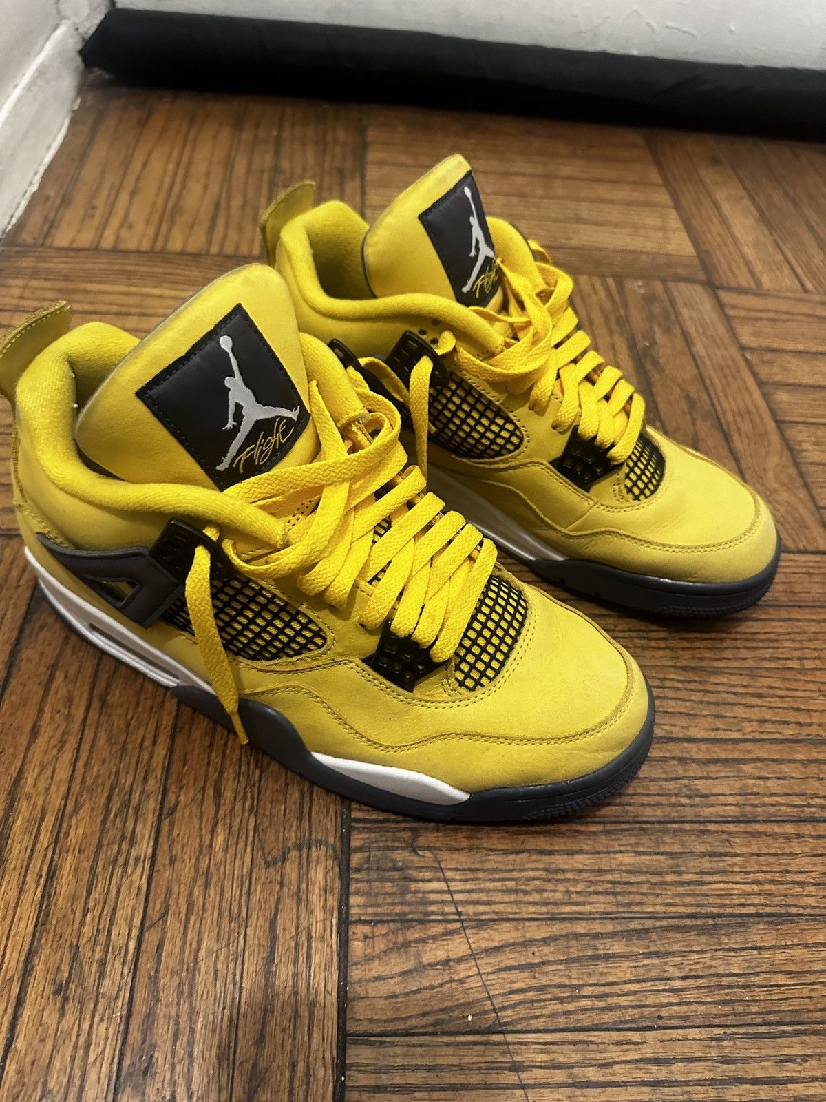 Jordan Brand Air Jordan Lightning 4s Size US 10 / EU 43 - 1 Thumbnail
