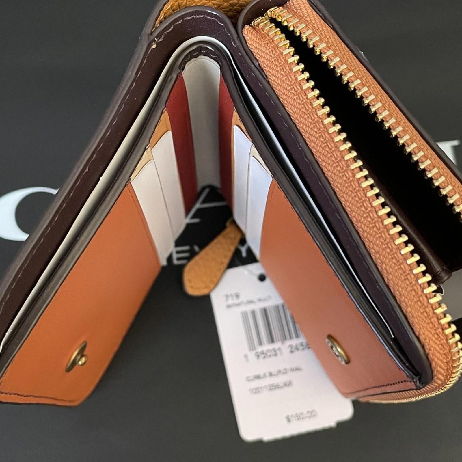 Coach NWT coach Billfold Wallet In Colorblock 719 Size ONE SIZE - 4 Thumbnail