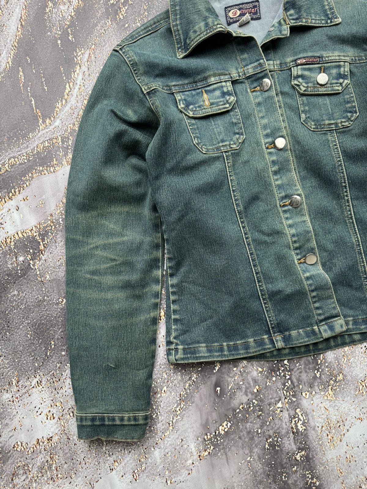 Japanese Brand × Vintage Vintage Sun Faded Denim Jacket Size M / US 6-8 / IT 42-44 - 2 Thumbnail