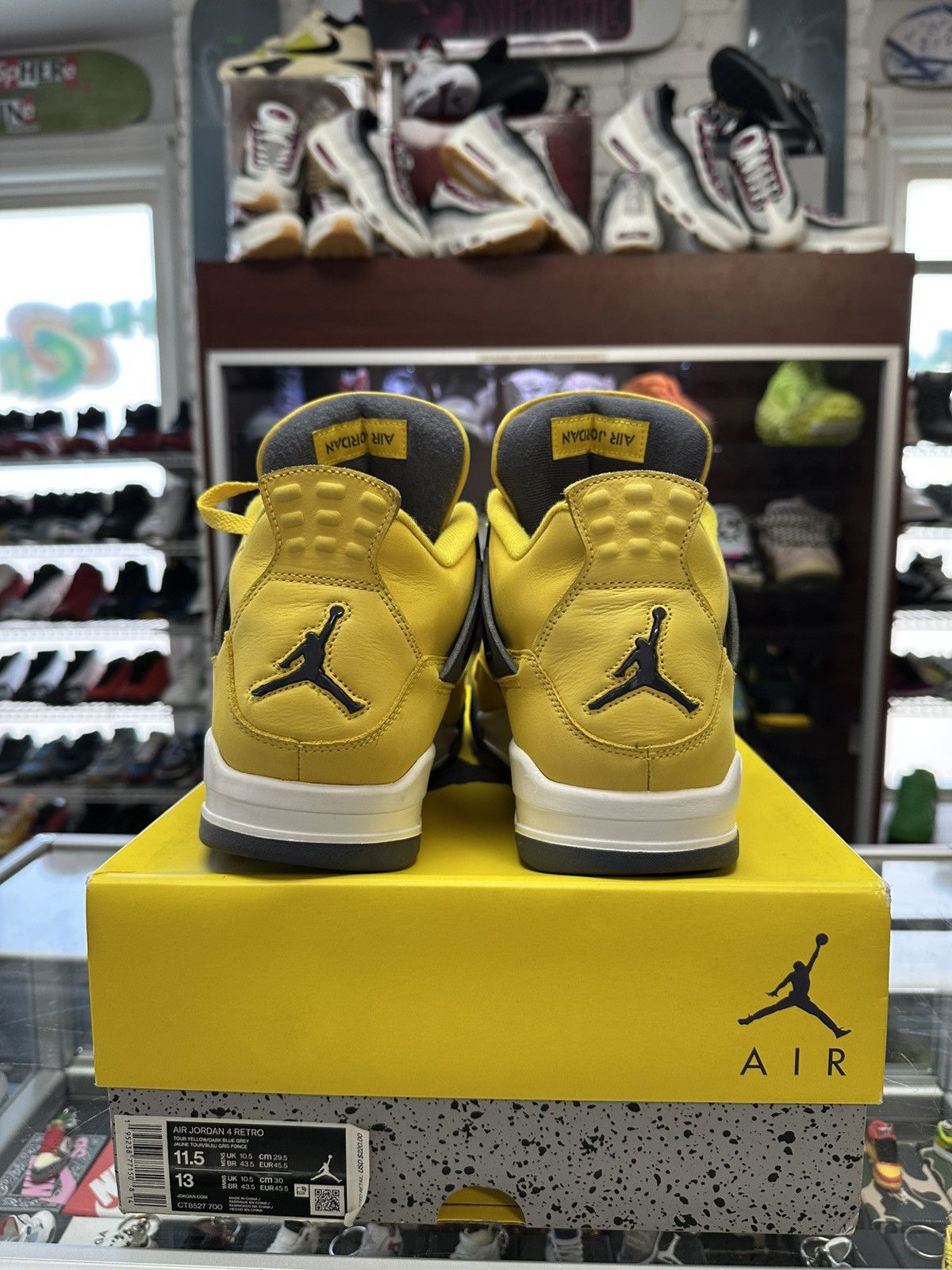 Jordan Brand Jordan 4 Retro ‘Lightning’ Size US 11.5 / EU 44-45 - 5 Thumbnail