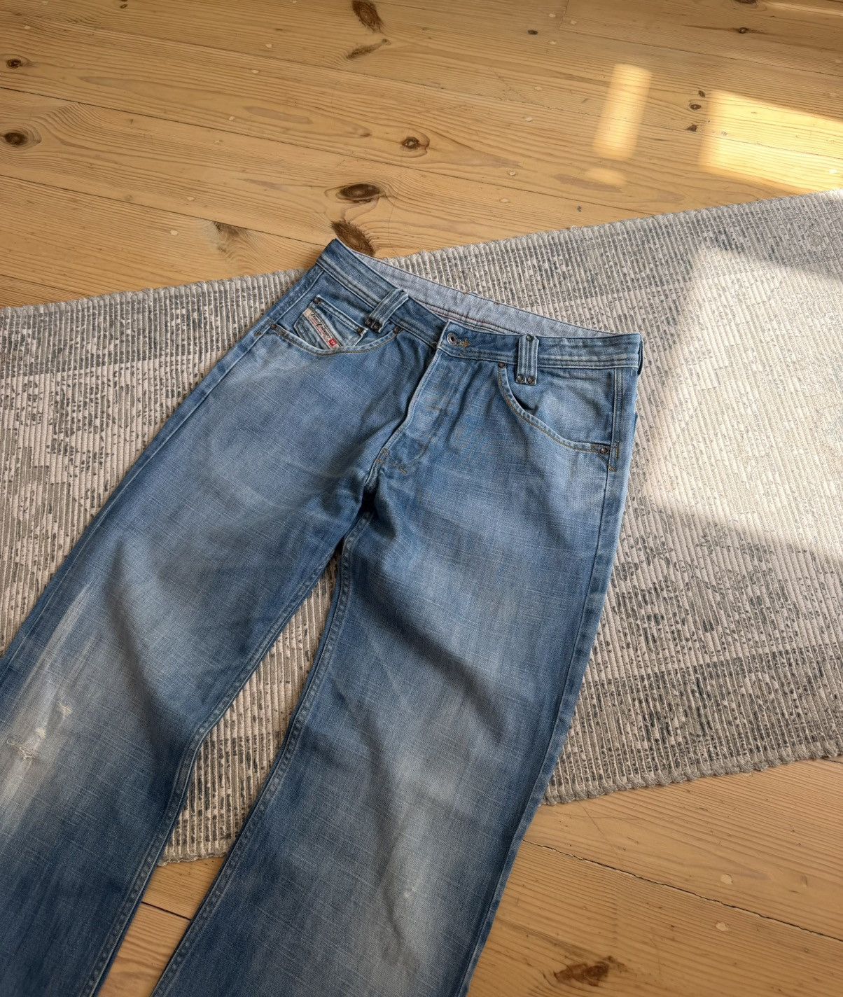 Diesel Vintage 00s Diesel Flared Bootcut Y2K Washed Blue Denim Size US 32 / EU 48 - 3 Thumbnail