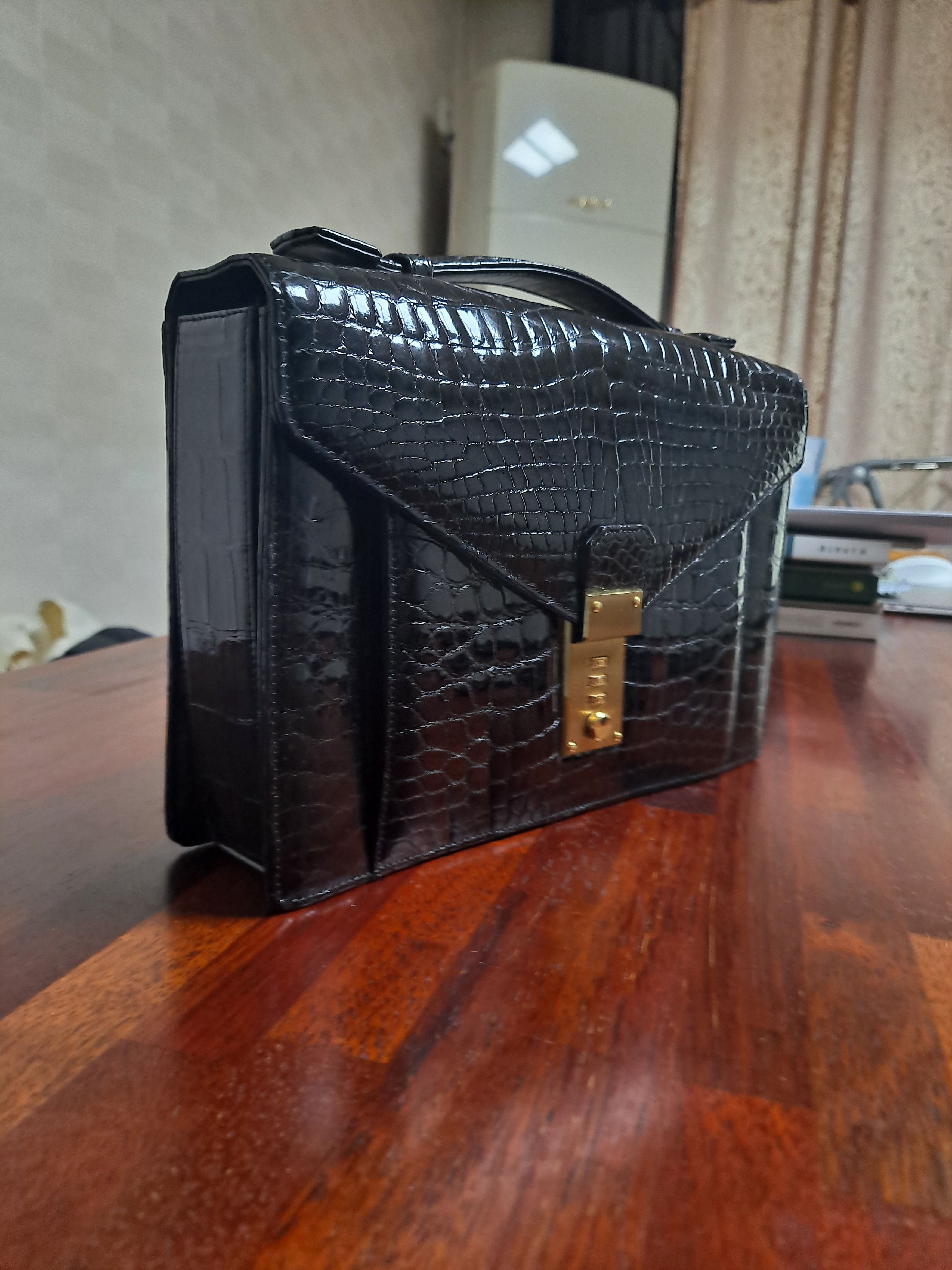 Designer Genuine Crocodile skin leather briefcase Size ONE SIZE - 2 Thumbnail
