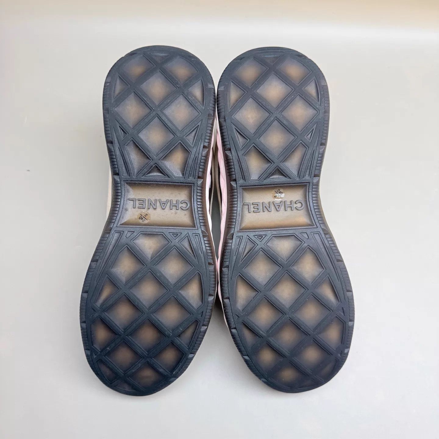 Chanel CHANEL Blue & Pink CC Platform Sneakers 38 EUR 99 New Size US 7.5 / IT 37.5 - 6 Thumbnail