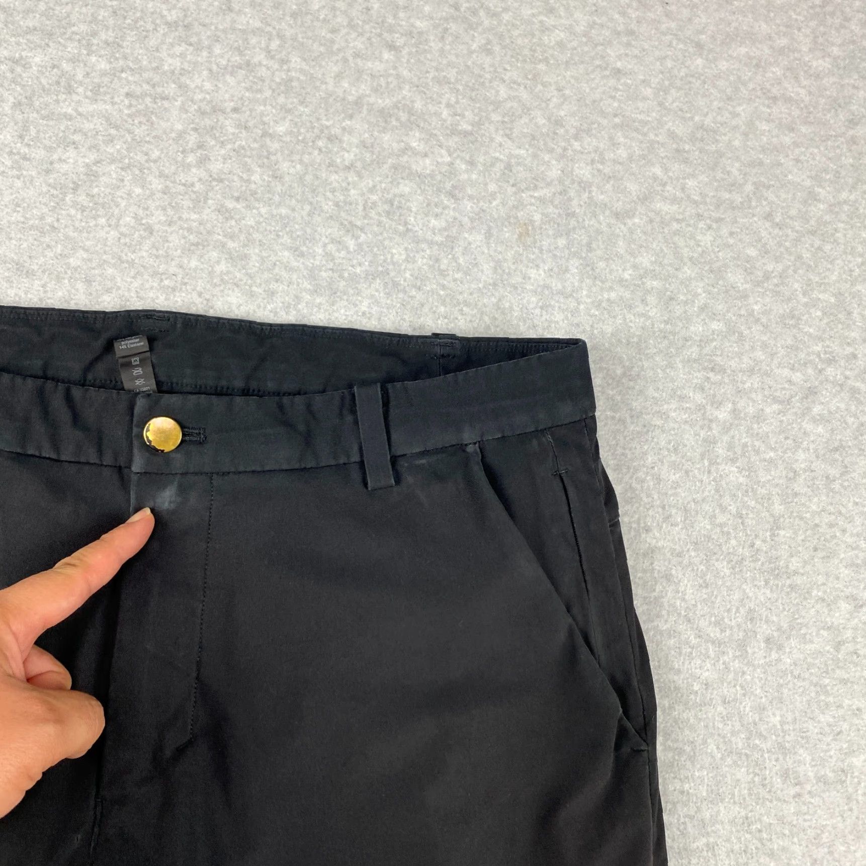 Lululemon Lululemon Pants Mens 33 Black Flat Front Tapered Chino Pockets Golf Performance Modern Casual Seasonal Materials Polyester Elastane Breathable Nos Size US 33 - 4 Thumbnail