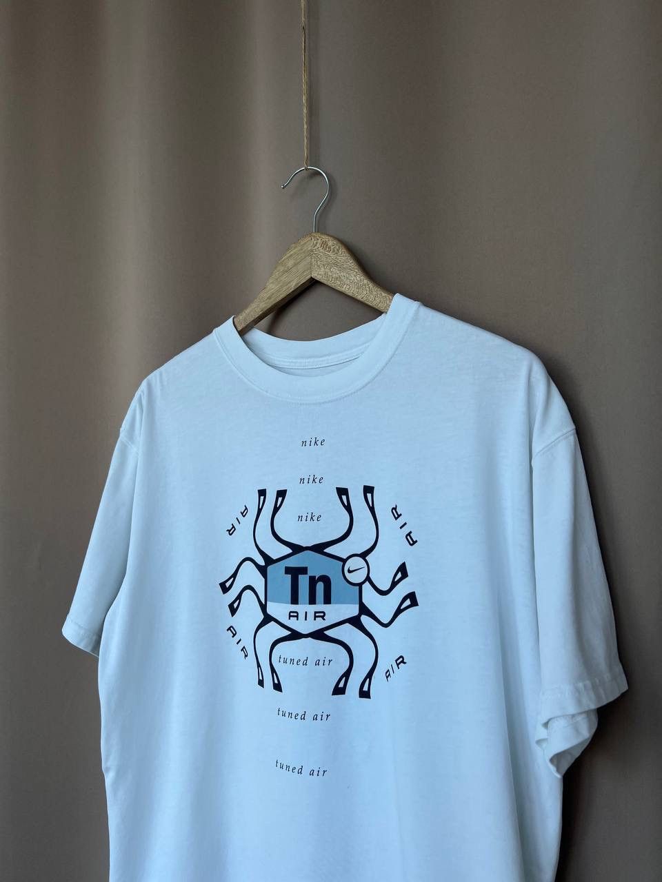 Nike Nike TN Air Big Logo T-Shirt Mens Size M Oversized Size US M / EU 48-50 / 2 - 4 Thumbnail