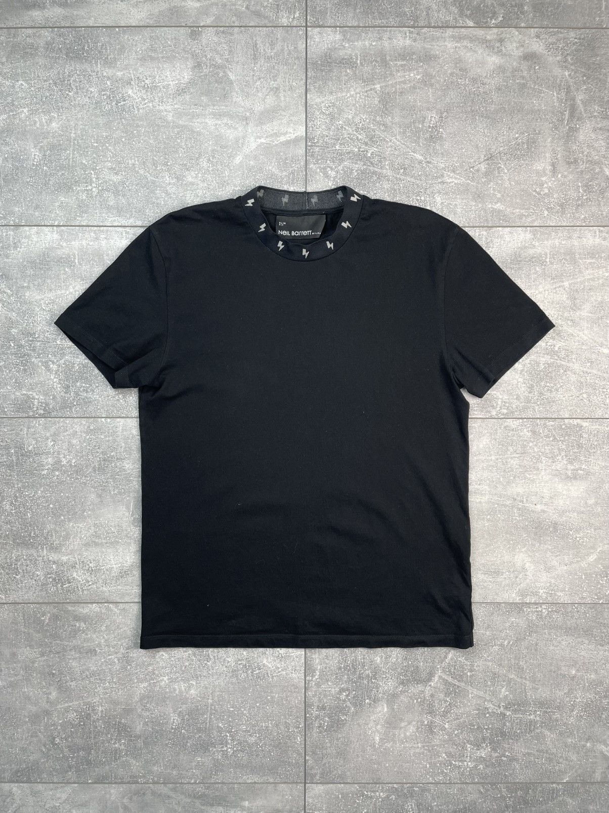 Neil Barrett Neil Barrett T-shirt Size US S / EU 44-46 / 1 - 1 Thumbnail