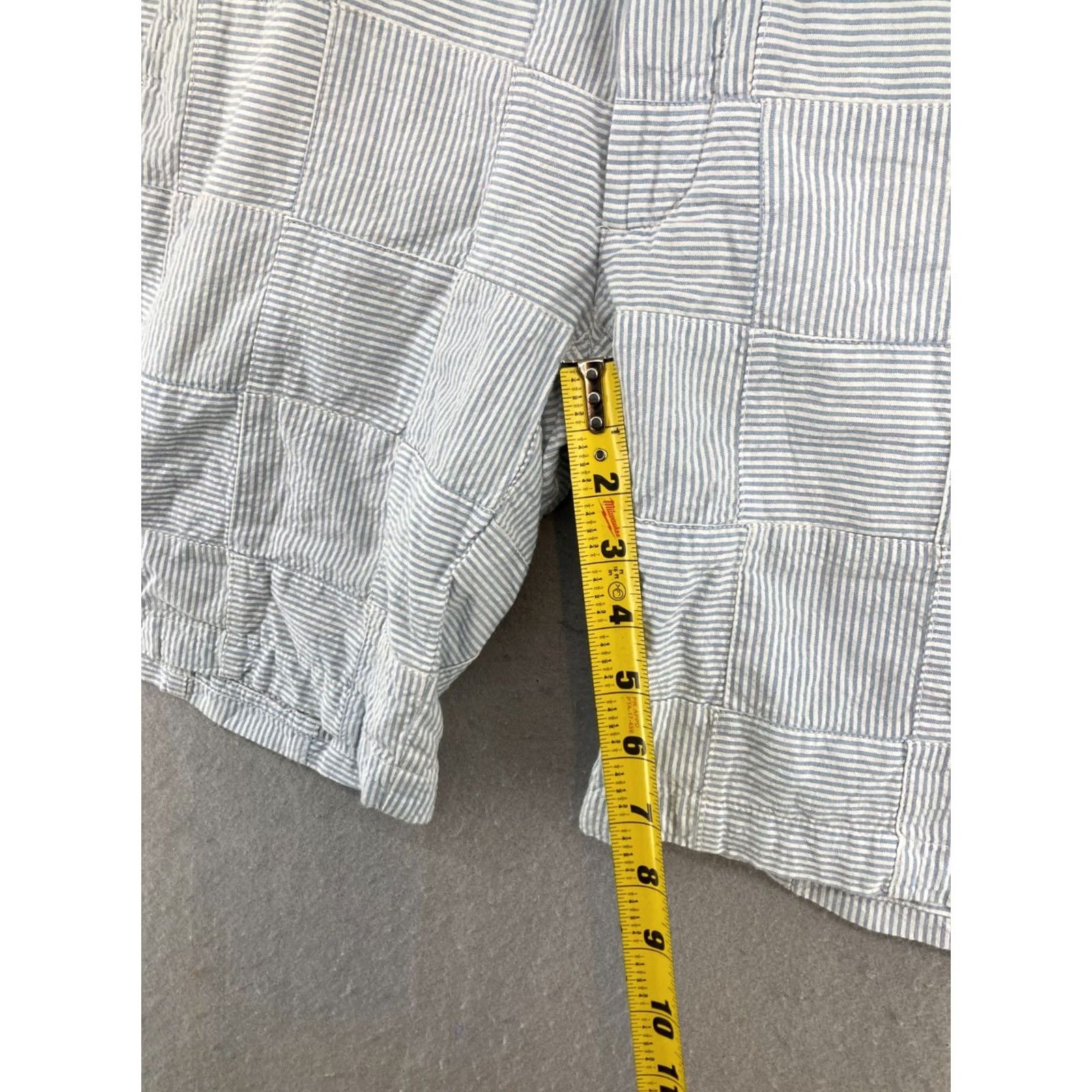Vineyard Vines VINTAGE Vineyard Vines Mens Shorts 30 Blue patchwork Beach Preppy Size US 30 / EU 46 - 4 Thumbnail