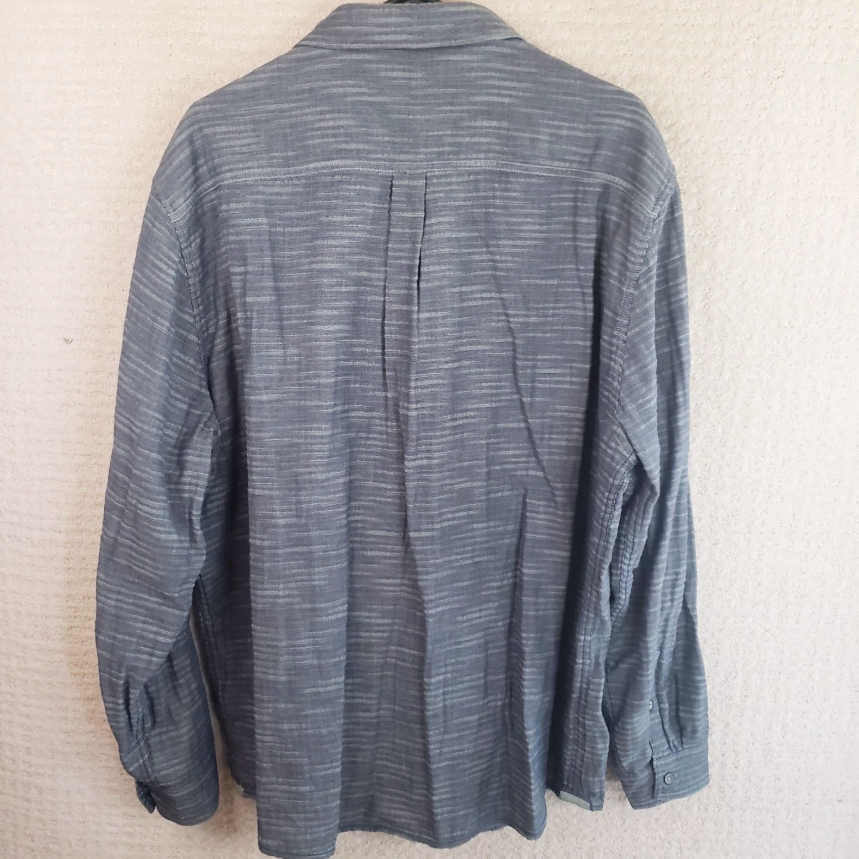 Carbon2Cobalt Carbon 2 Cobalt Shirt Men's XL Blue Green Horizontal Wave Striped Button Up Long Sleeve 100% Cotton Modern Western Business Casual Size US XL / EU 56 / 4 - 5 Thumbnail