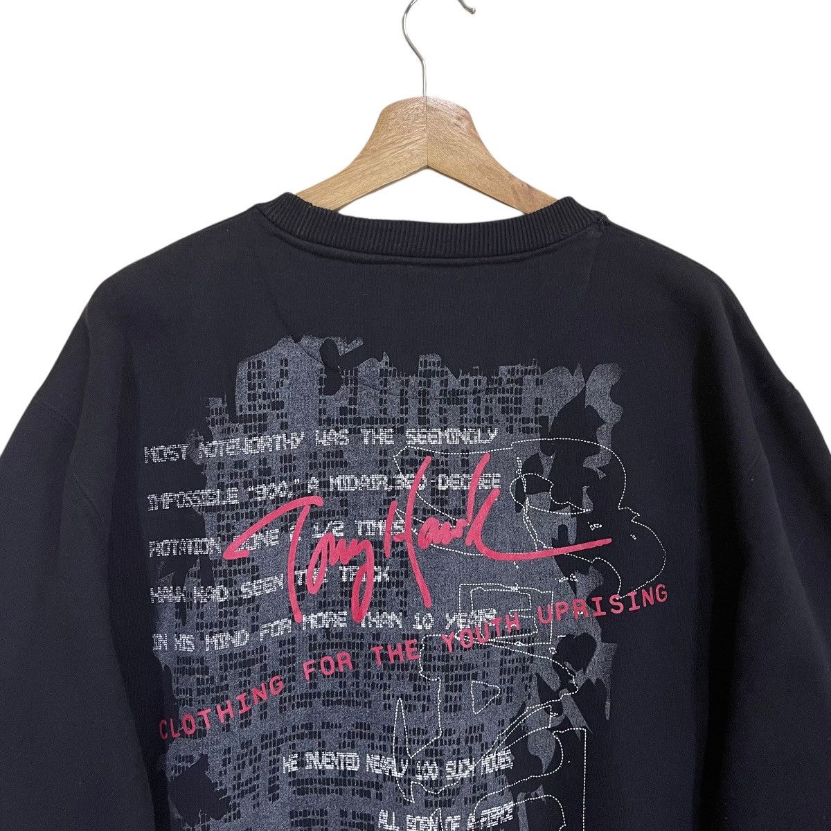 Japanese Brand × Tony Hawk Vintage Tony Hawk Skaterboards Big Logo Crewneck Sweatshirt Size US XL / EU 56 / 4 - 4 Thumbnail