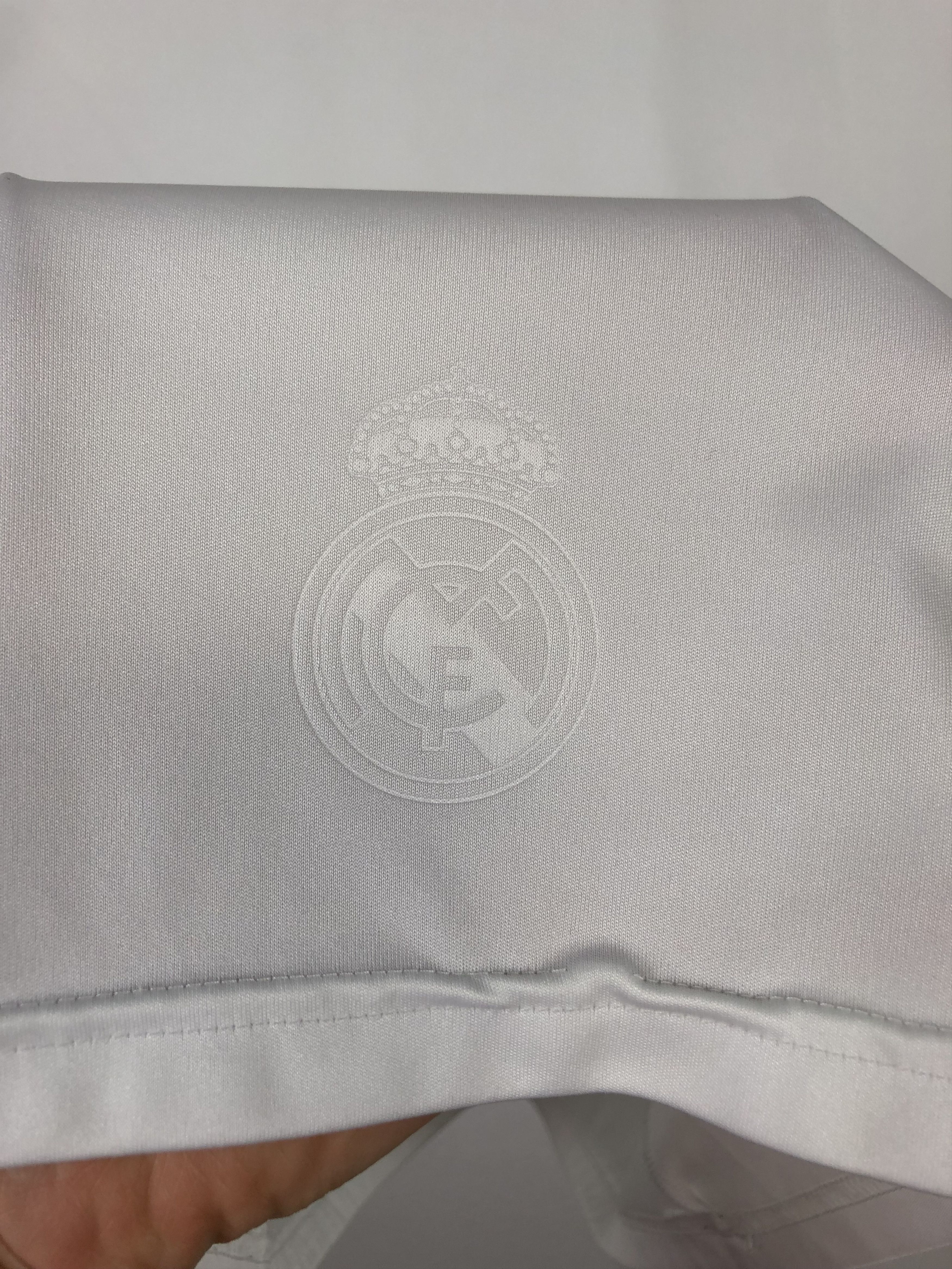 Adidas Real Madrid football shirt Soccer Adidas Jersey Rare Tee Size US L / EU 52-54 / 3 - 15 Thumbnail