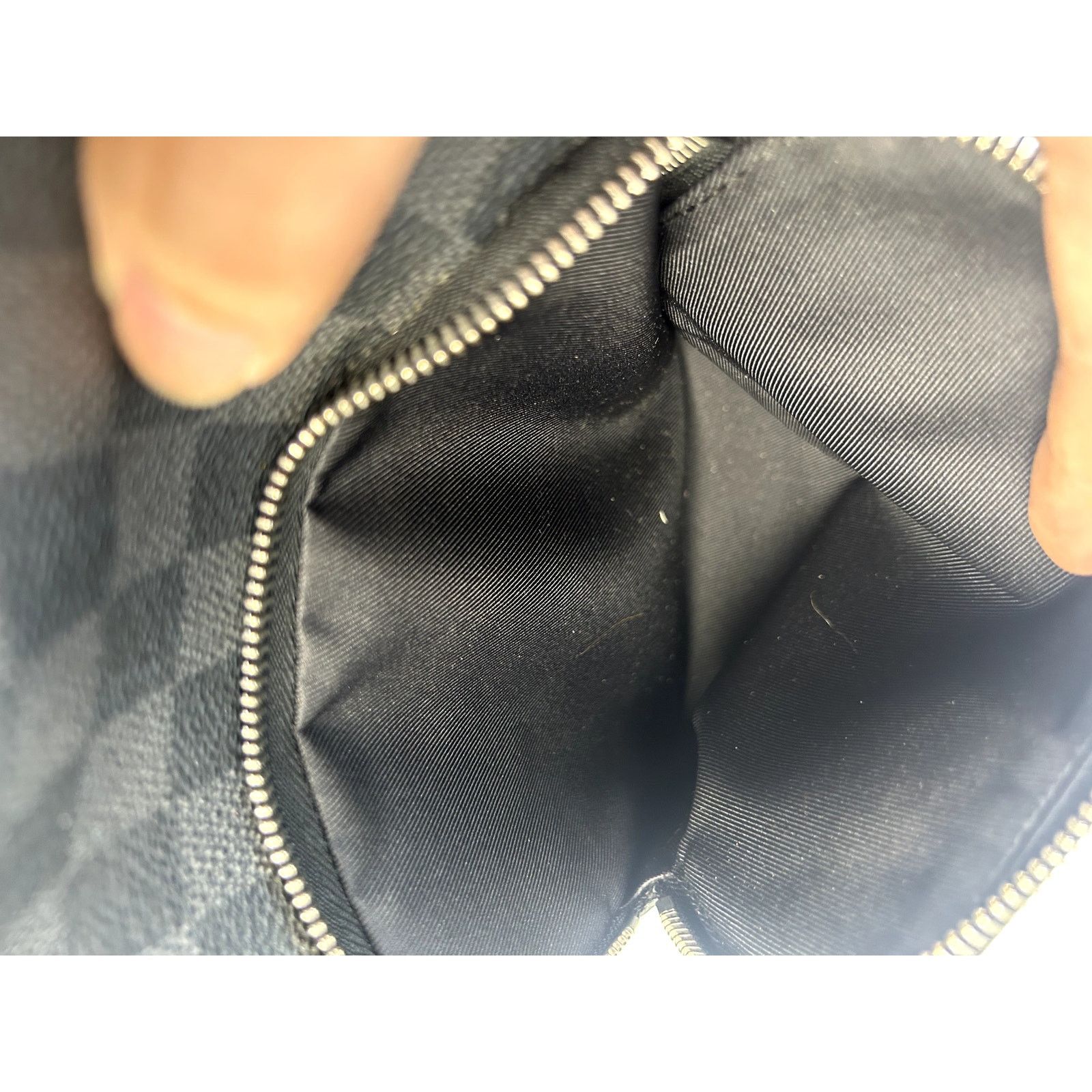 Louis Vuitton Louis Vuitton Black Damier Graphite Avenue Sling Size ONE SIZE - 11 Thumbnail