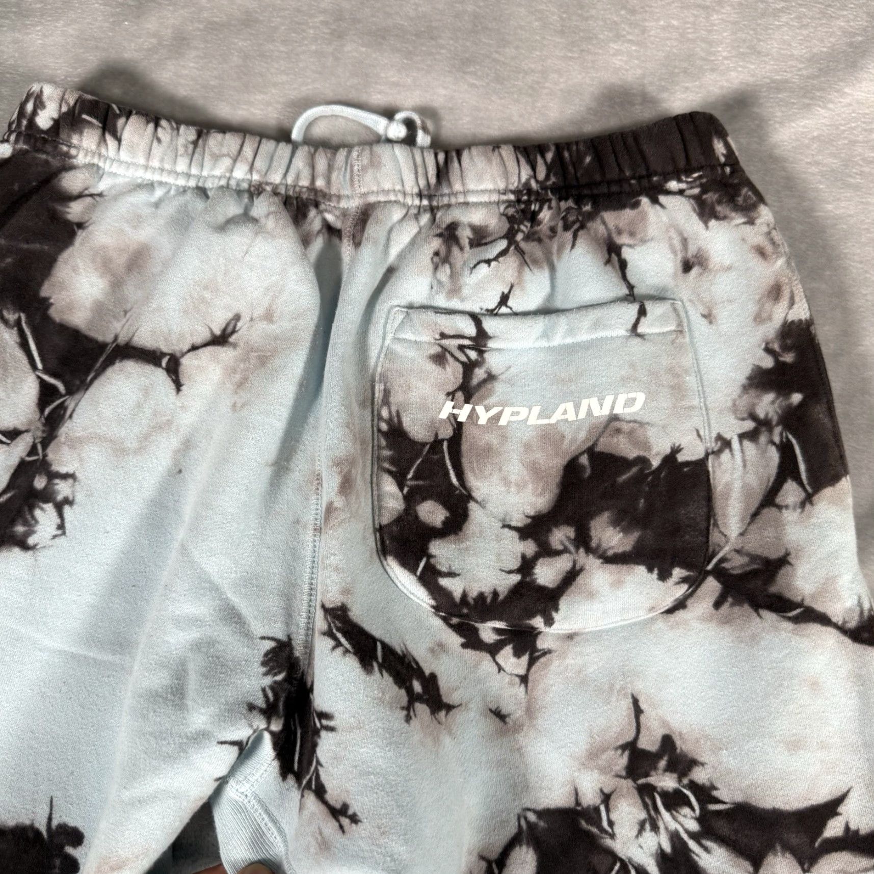 Hypland Hypland Hunter X Hunter Sweatpants Jogger Mens Small 29” Tie Dye Anime Blue Cotton Polyester Fleece Elastic Waist Inseam 29" Regular Pants Size US 29 - 5 Thumbnail