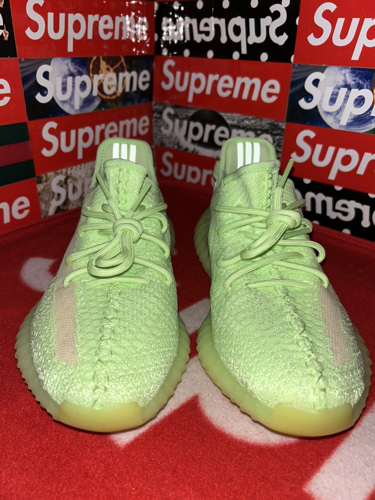 Adidas adidas Yeezy Boost 350 V2 Glow EG5293 size 5 1/2 VNDS Size US 5.5 / EU 38 - 2 Thumbnail