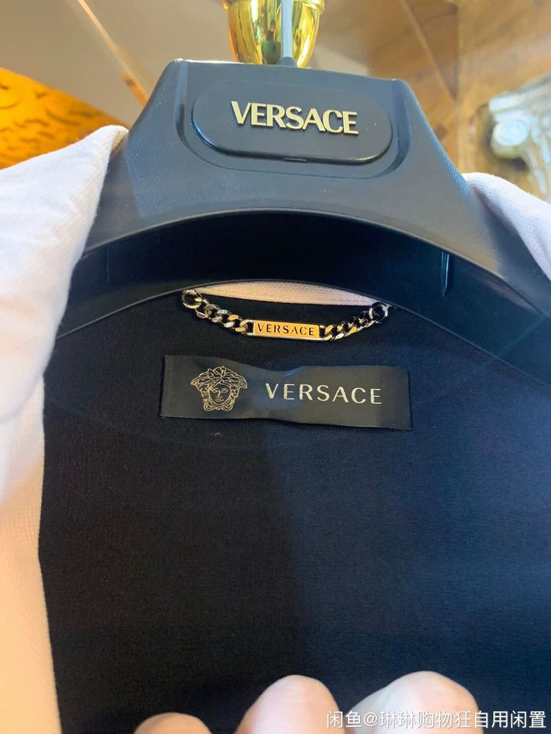 Versace Versace Genuine motorcycle jackets are tender in color and Size M / US 6-8 / IT 42-44 - 5 Thumbnail
