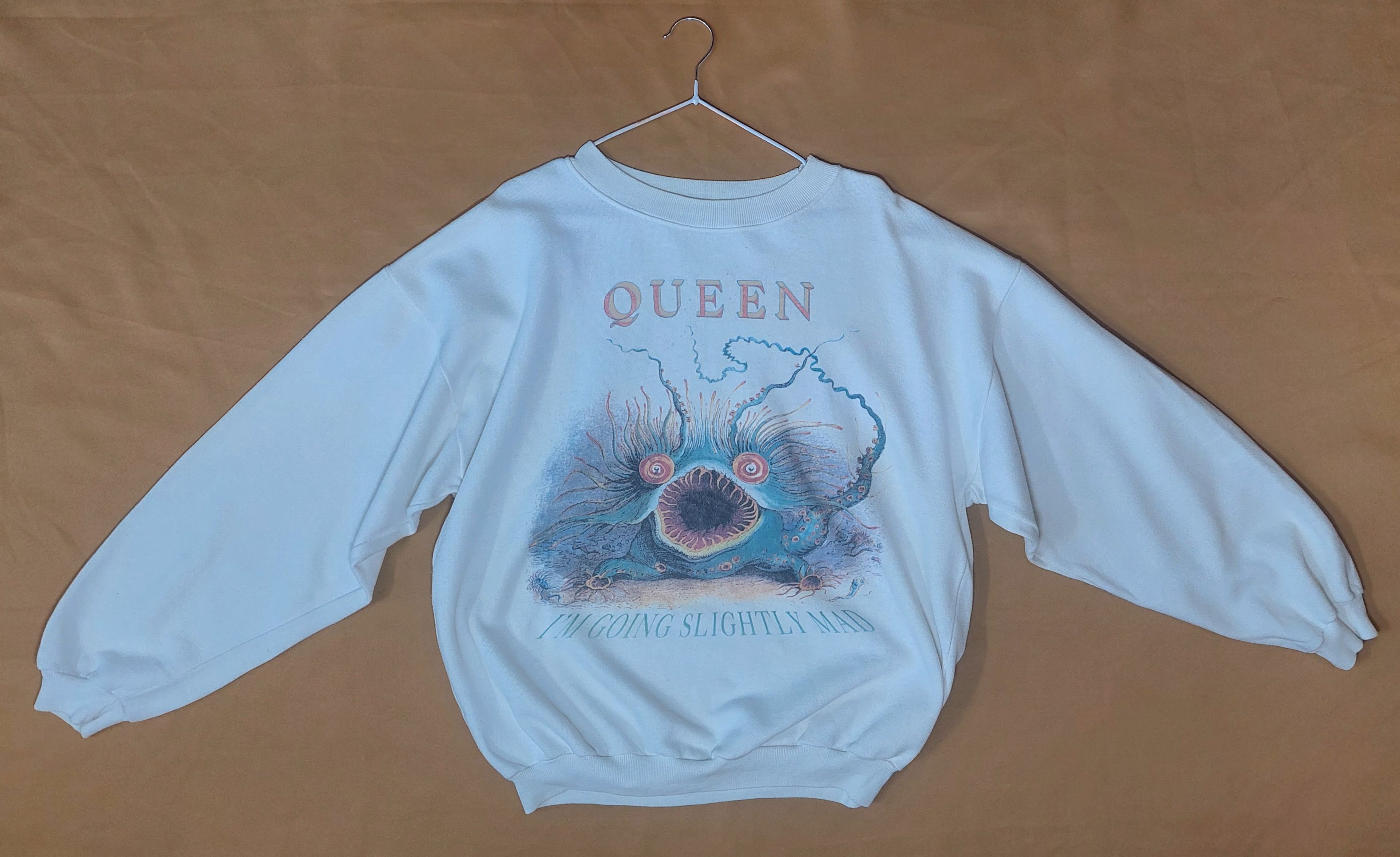 Other Vintage 1991 Queen Sweatshirt: I'm Going Slightly Mad Size US L / EU 52-54 / 3 - 1 Thumbnail