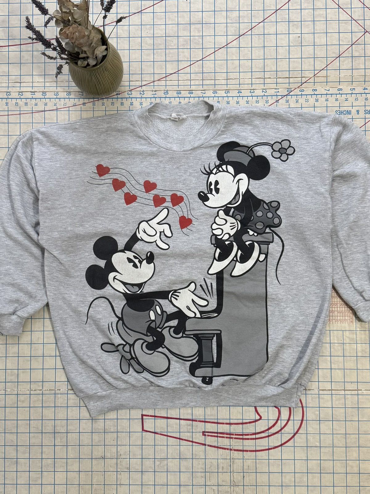 Disney × Mickey Mouse × Vintage Vintage Mickey & Minnie Mouse Piano Graphic Crewneck Women L Size L / US 10 / IT 46 - 2 Thumbnail