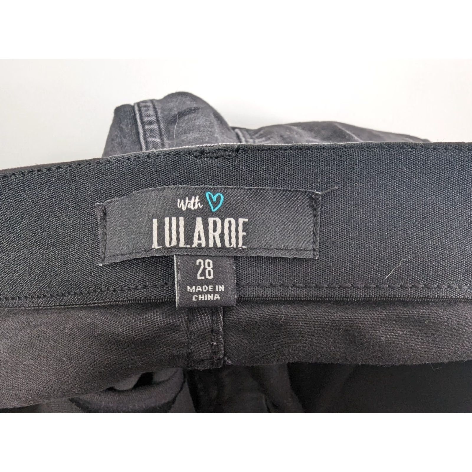 Vintage Lularoe Women’s 28 Jean Shorts Black Cut Off Distressed Pockets Zip Denim Size 28" / US 6 / IT 42 - 7 Thumbnail