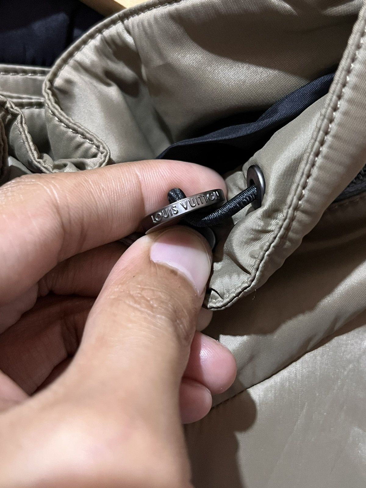 Louis Vuitton Louis Vuitton - Assymetrical Zipper - Technical Jacket Size US M / EU 48-50 / 2 - 23 Thumbnail