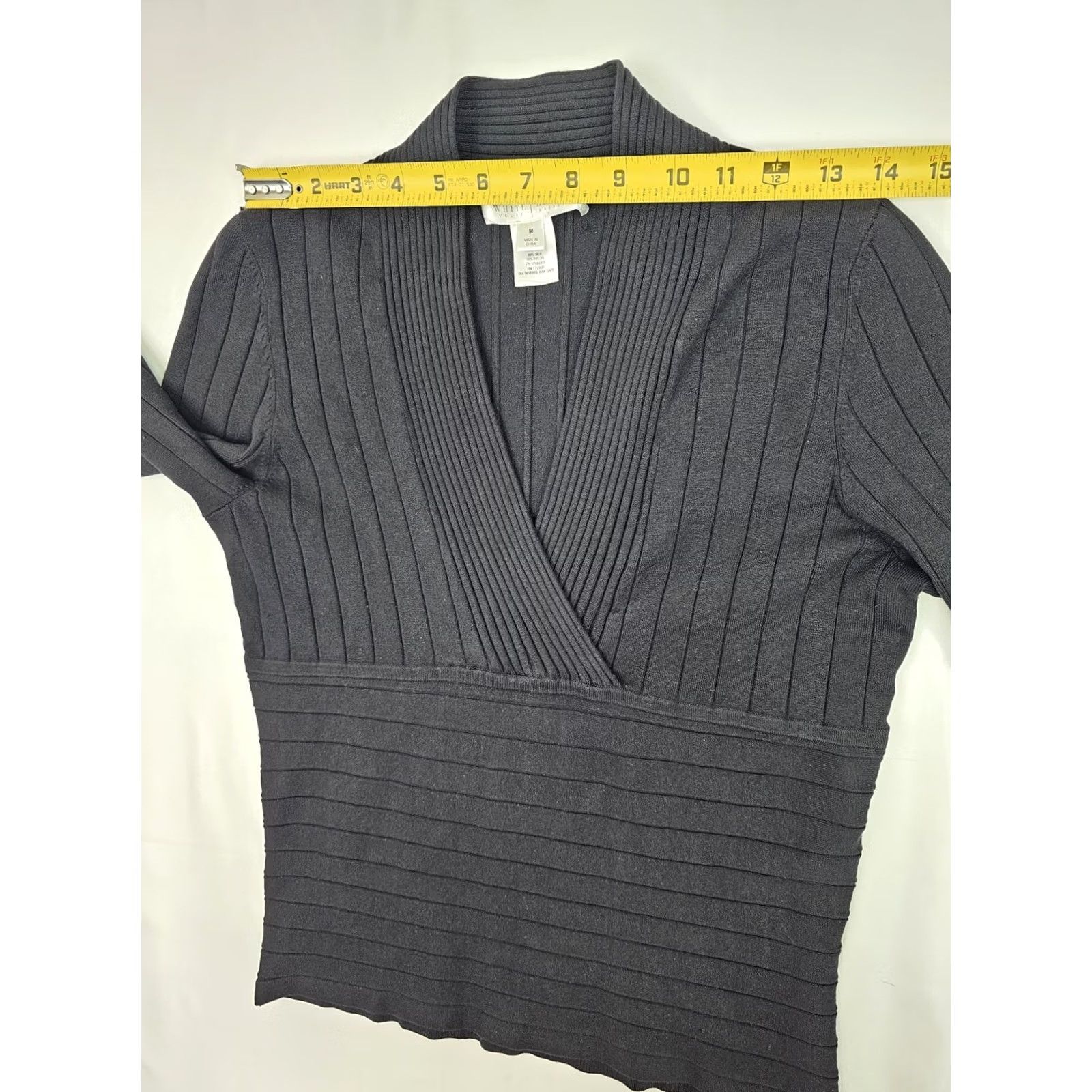 White House Black Market White House Black Market Blouse Silk Blend Chelsea Collar Rib 3/4 Sleeve Black M Womens Regular Top Shirt Size M / US 6-8 / IT 42-44 - 4 Thumbnail