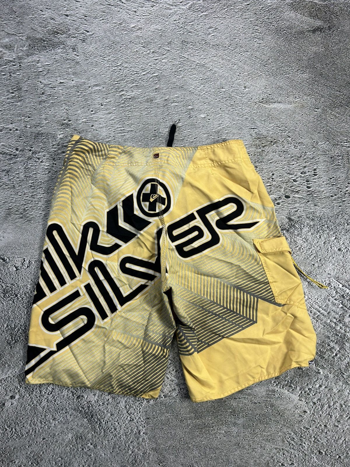 Quiksilver Quiksilver shorts yellow Y2K vintage fullprint graffiti surf Size US 34 / EU 50 - 8 Thumbnail