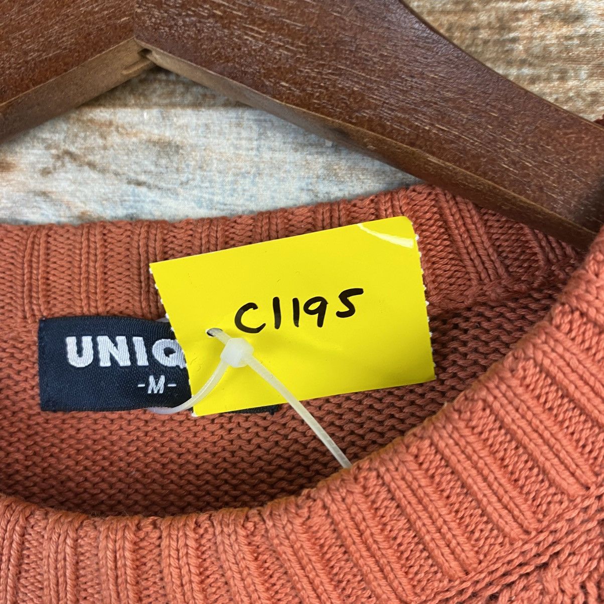Vintage DL Uniqlo Vintage worn ripped distressed Sweaters #C1195 Size US M / EU 48-50 / 2 - 11 Thumbnail