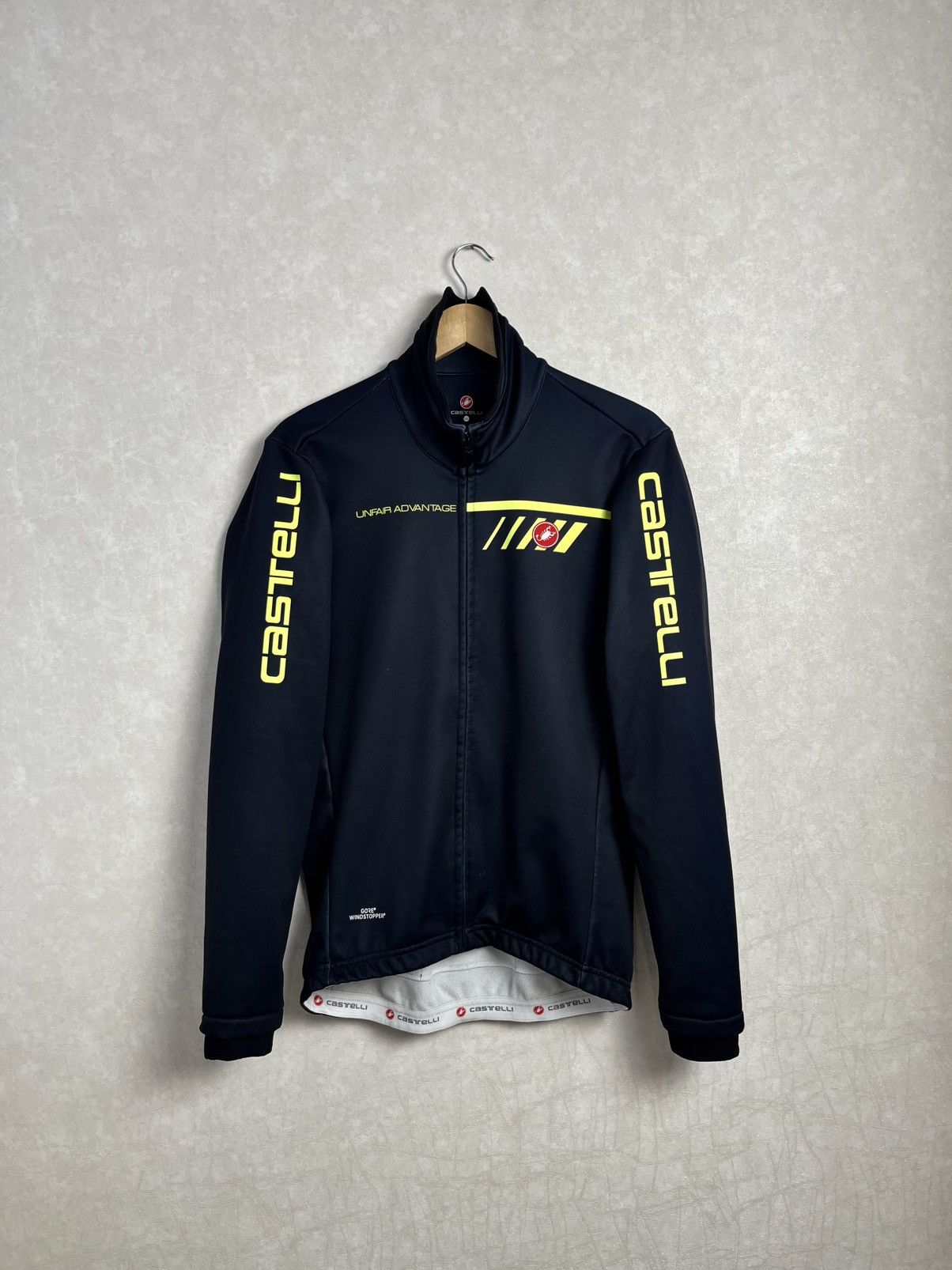 Cafe du Cycliste Castelli Velocissimo 2 Cycling Windstopper Jacket Size US XL / EU 56 / 4 - 1 Thumbnail